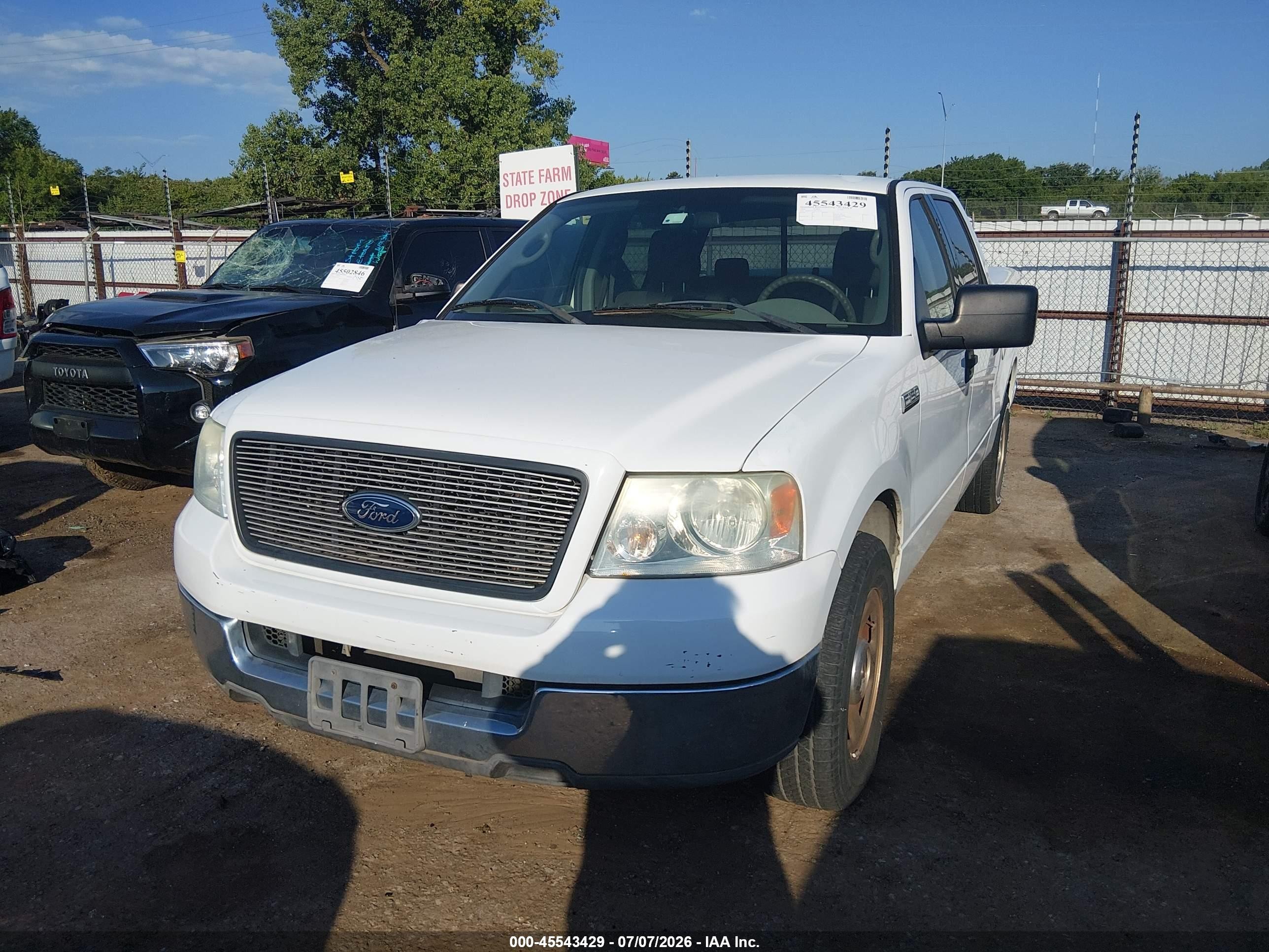 2004 Ford F-150 Lariat/xlt White vin: 1FTPW12514KC49123