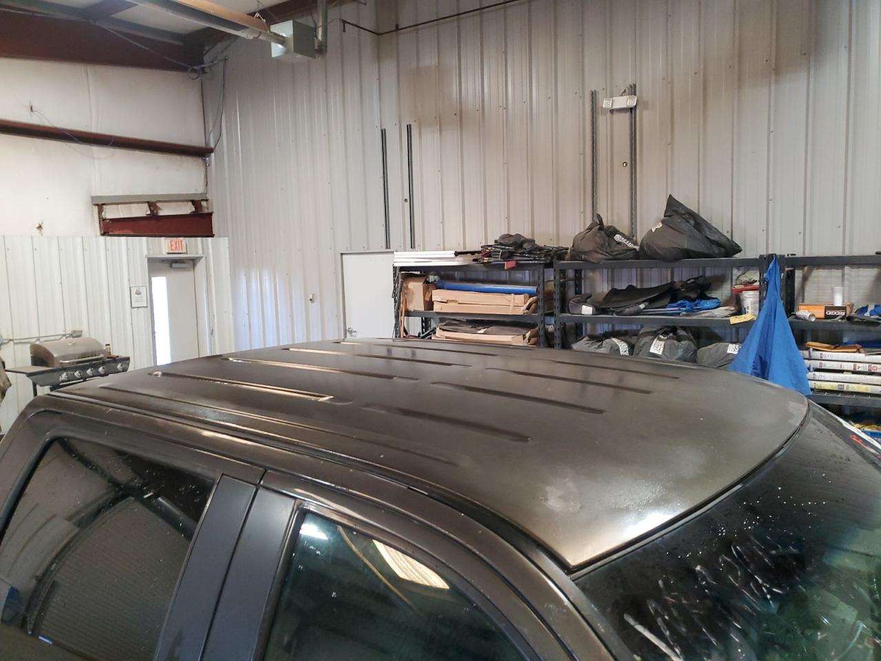 2005 Ford F150 Supercrew Gray vin: 1FTPW12515FA69215 Damage: Roof, Oxidized, > 12 Inches