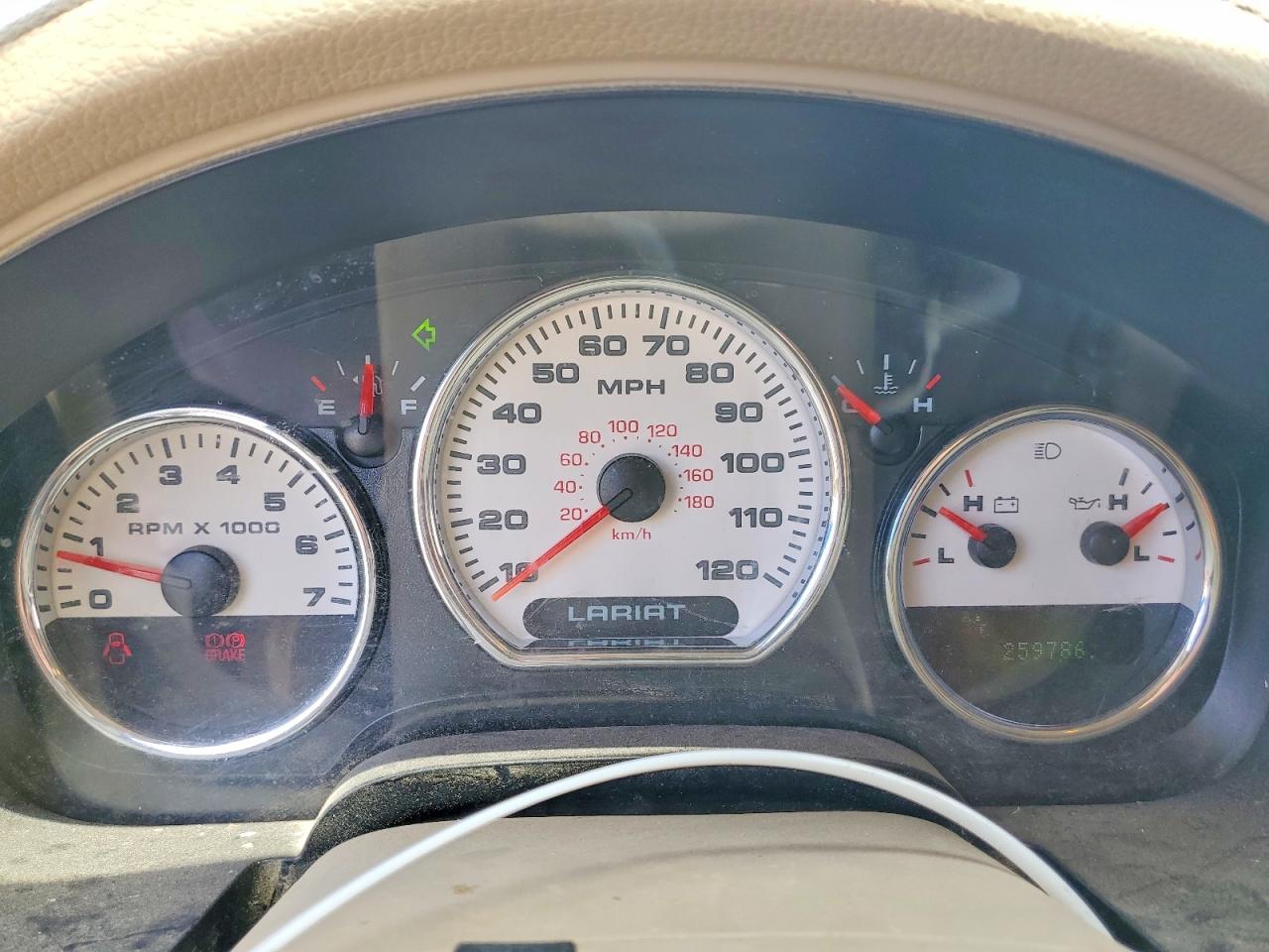 2005 Ford F150 Supercrew White vin: 1FTPW12515FB46231