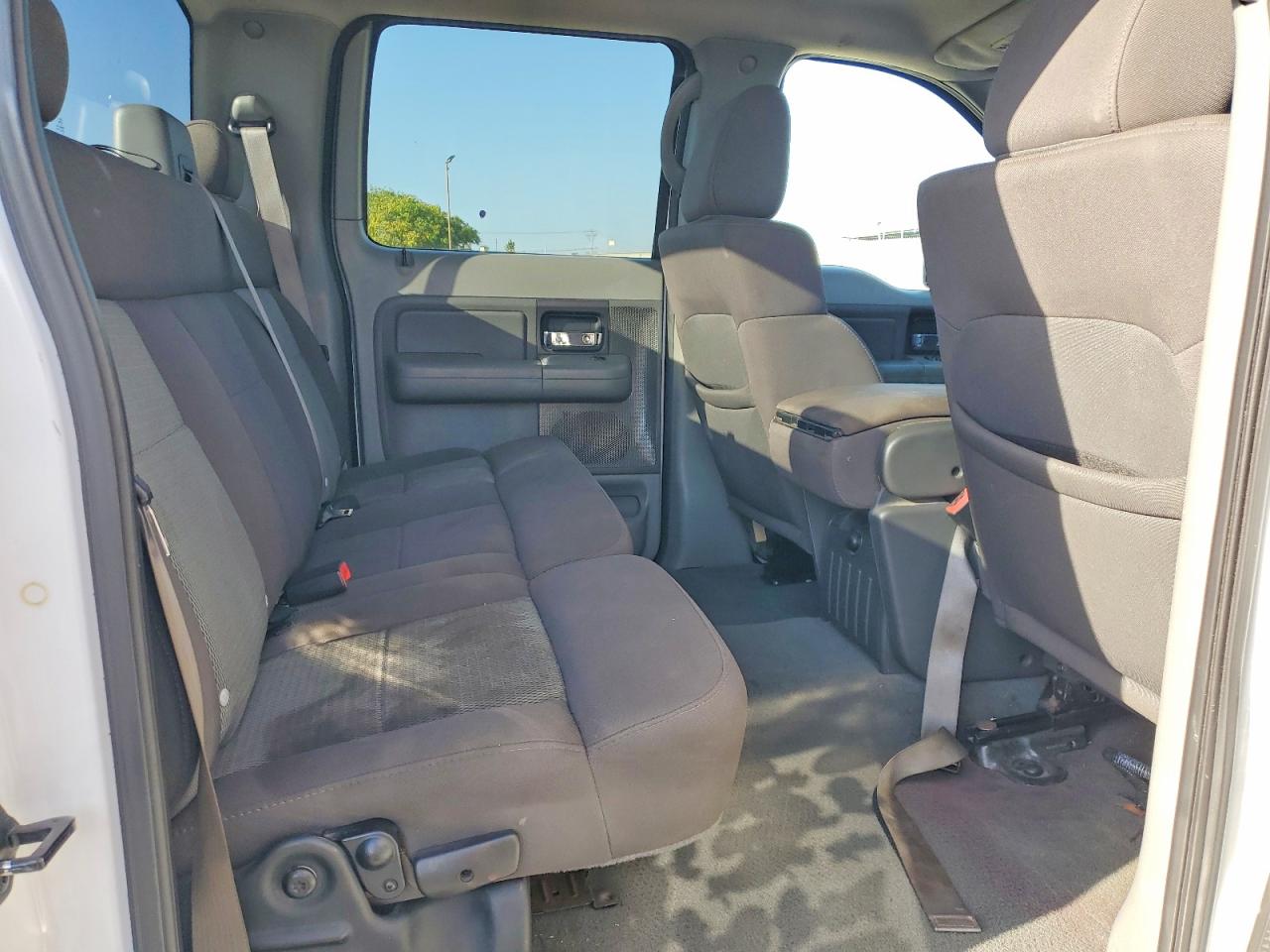 2006 Ford F150 Supercrew White vin: 1FTPW12516KC46225