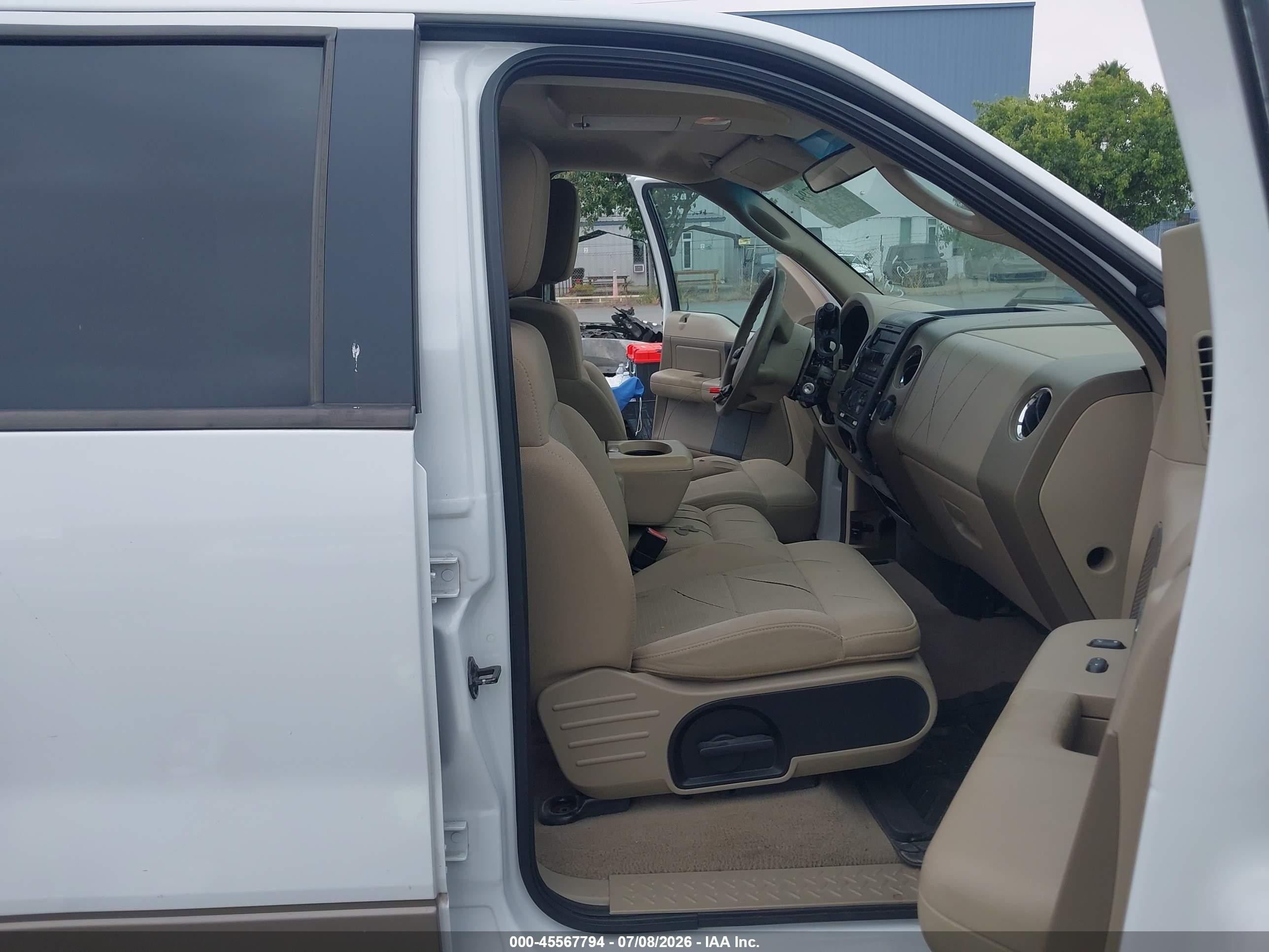 2006 Ford F-150 Lariat/xlt White vin: 1FTPW12516KC58844