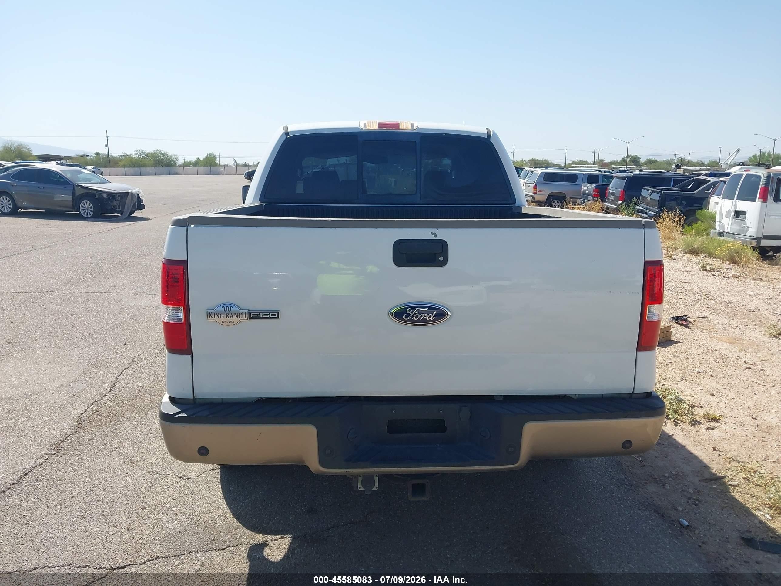 2005 Ford F-150 Lariat/xlt White vin: 1FTPW12525KE68528