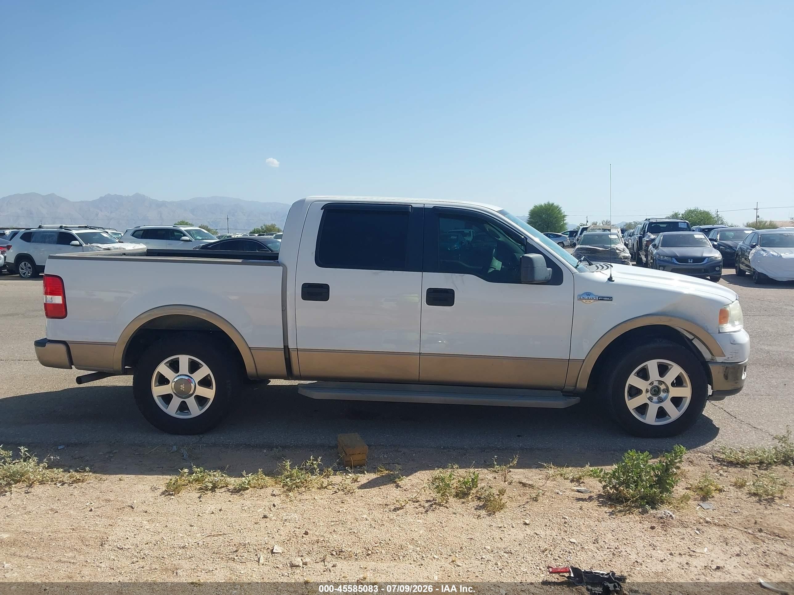 2005 Ford F-150 Lariat/xlt White vin: 1FTPW12525KE68528