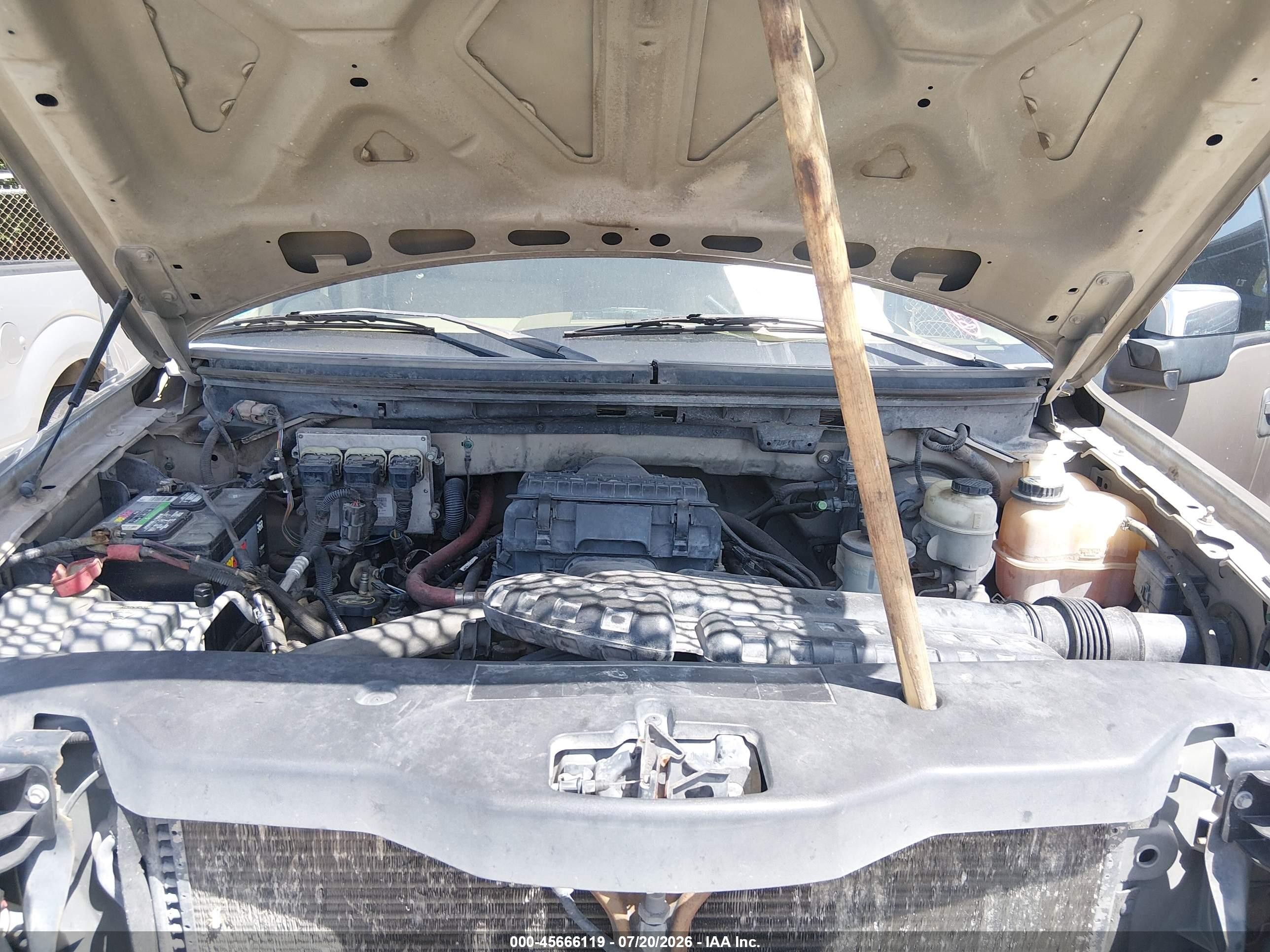 2005 Ford F-150 Lariat/xlt Золотой vin: 1FTPW12535FB09102