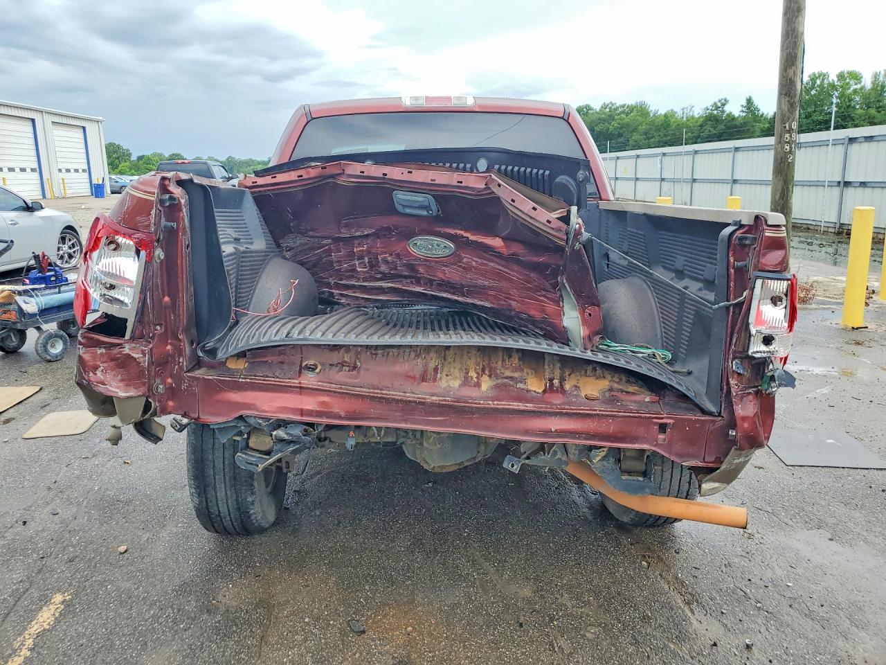 2005 Ford F150 Supercrew Burgundy vin: 1FTPW12535KE94295