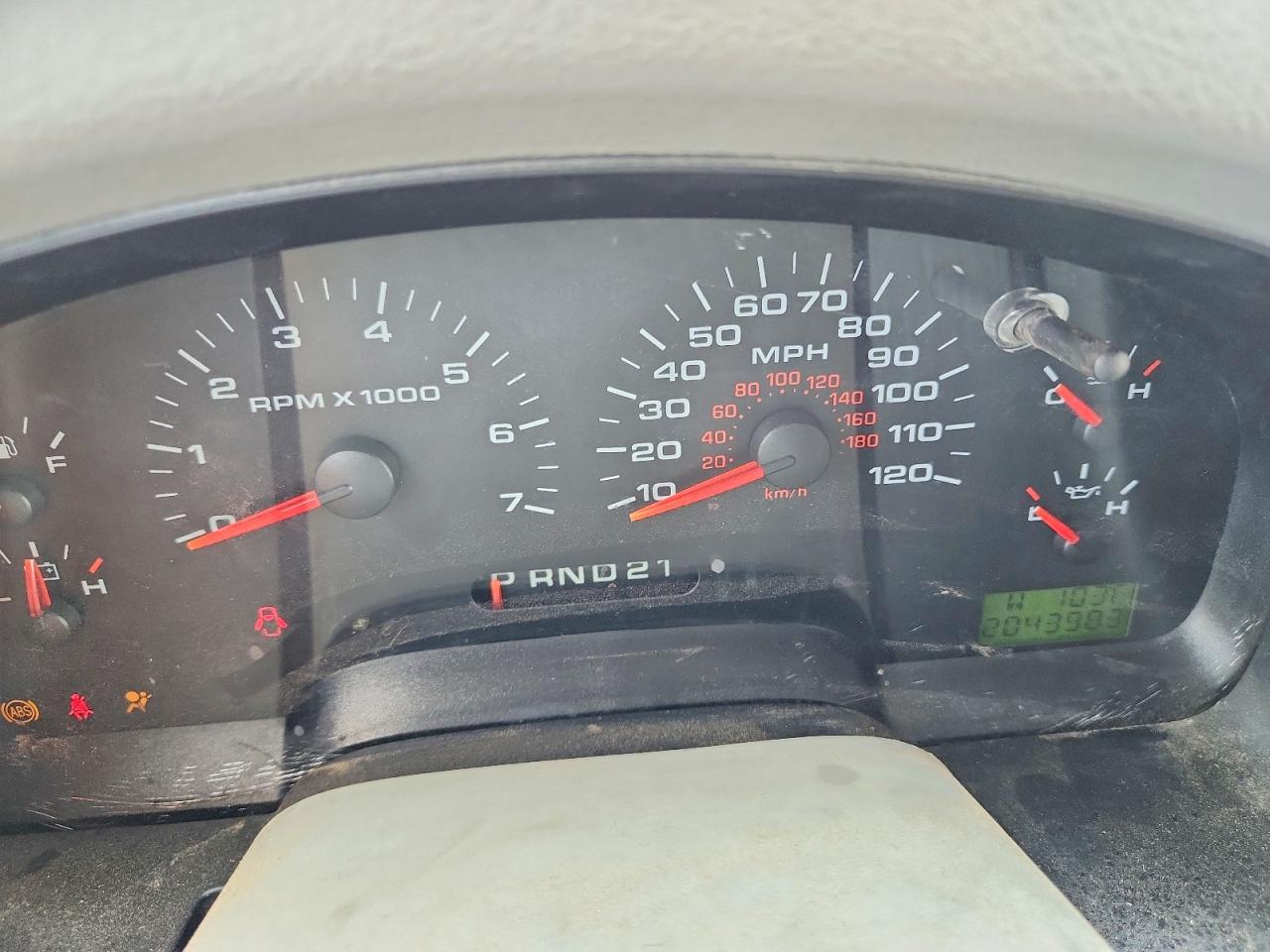 2006 Ford F150 Supercrew Red vin: 1FTPW12536KB74945