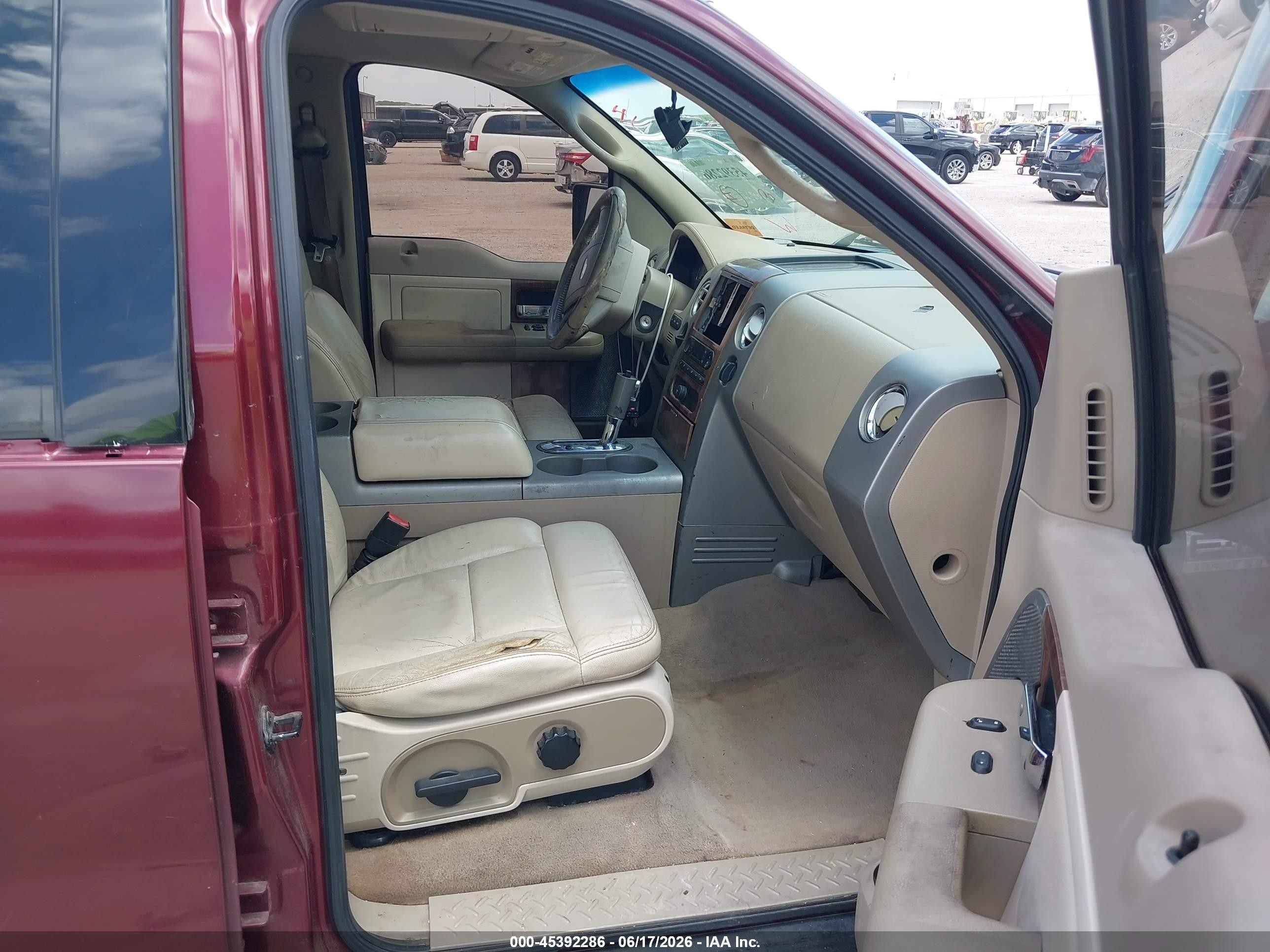 2004 Ford F-150 Lariat/xlt Purple vin: 1FTPW12544KB03220