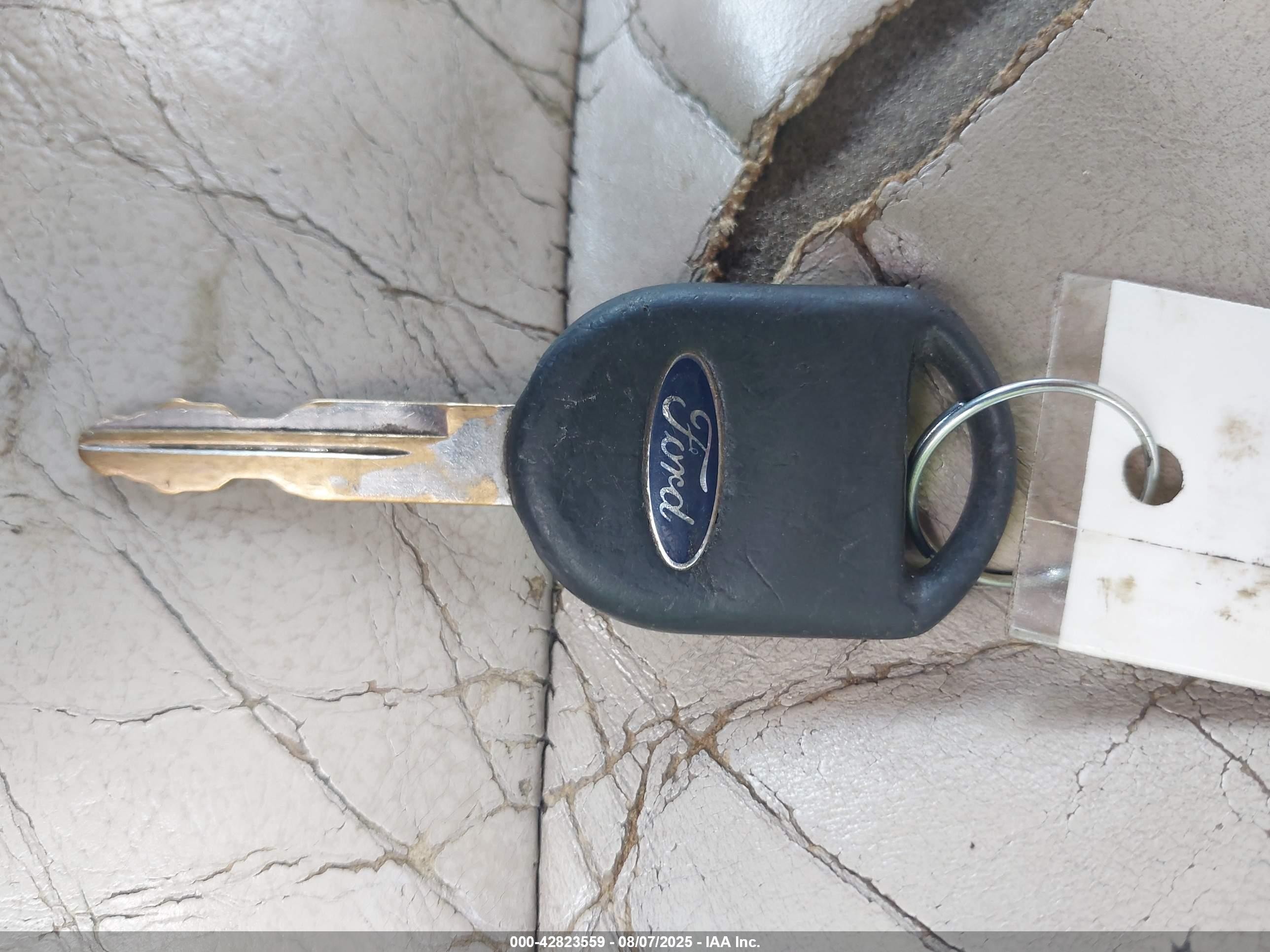 2004 Ford F-150 Lariat/xlt Red vin: 1FTPW12544KC35880