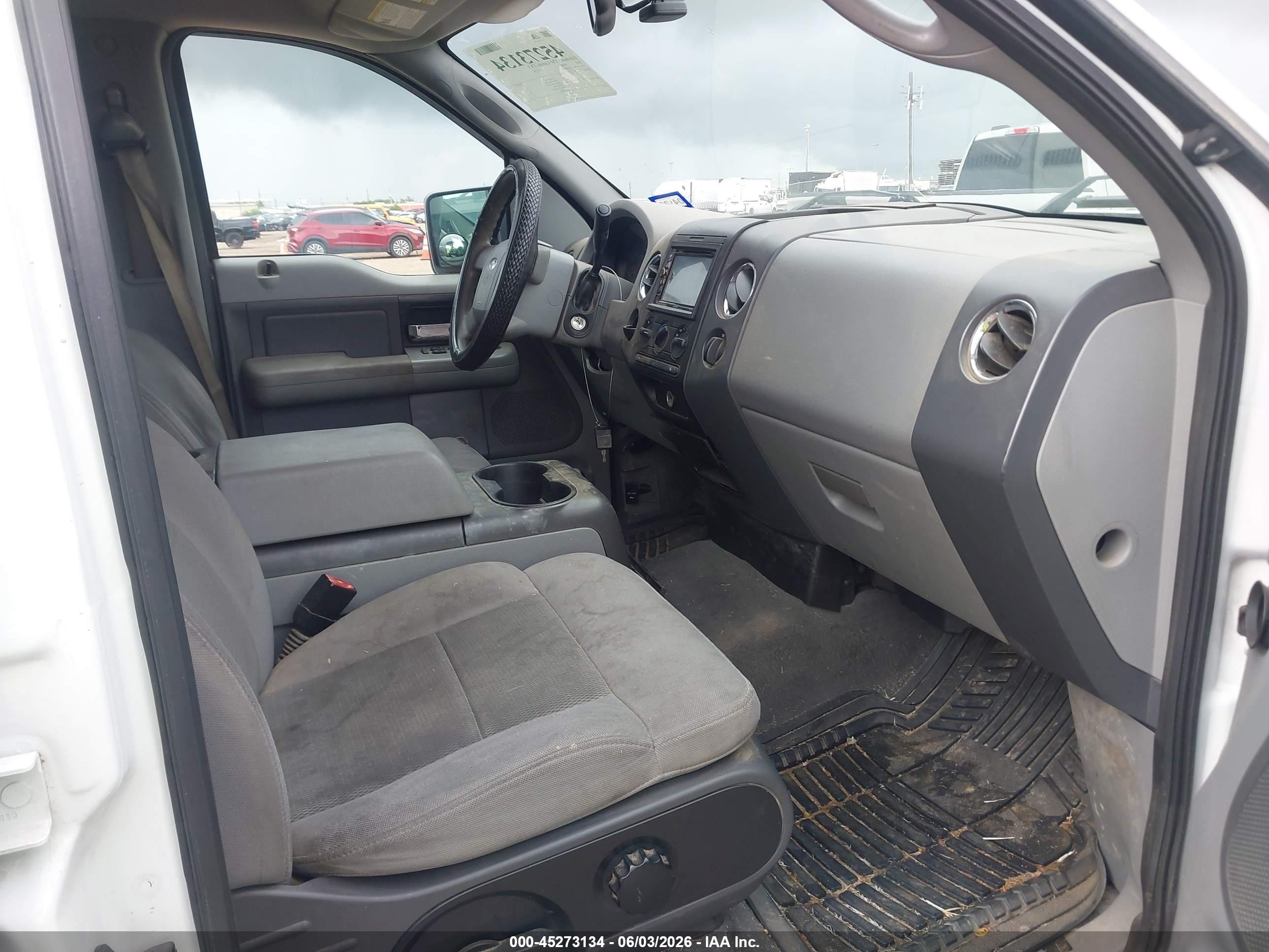2005 Ford F-150 Lariat/xlt Белый vin: 1FTPW12545FB68739