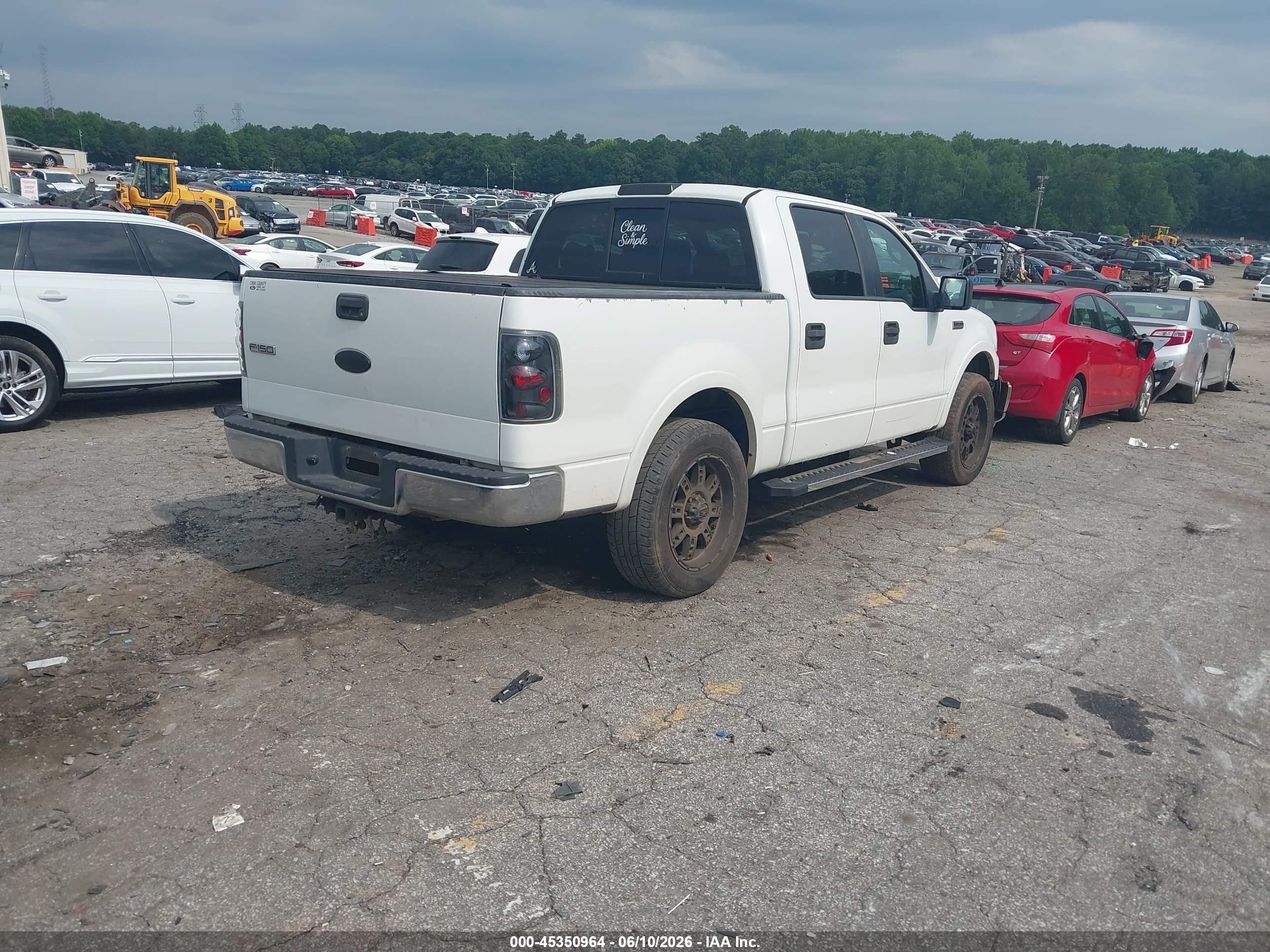 2005 Ford F-150 Lariat/xlt White vin: 1FTPW12555FA68195
