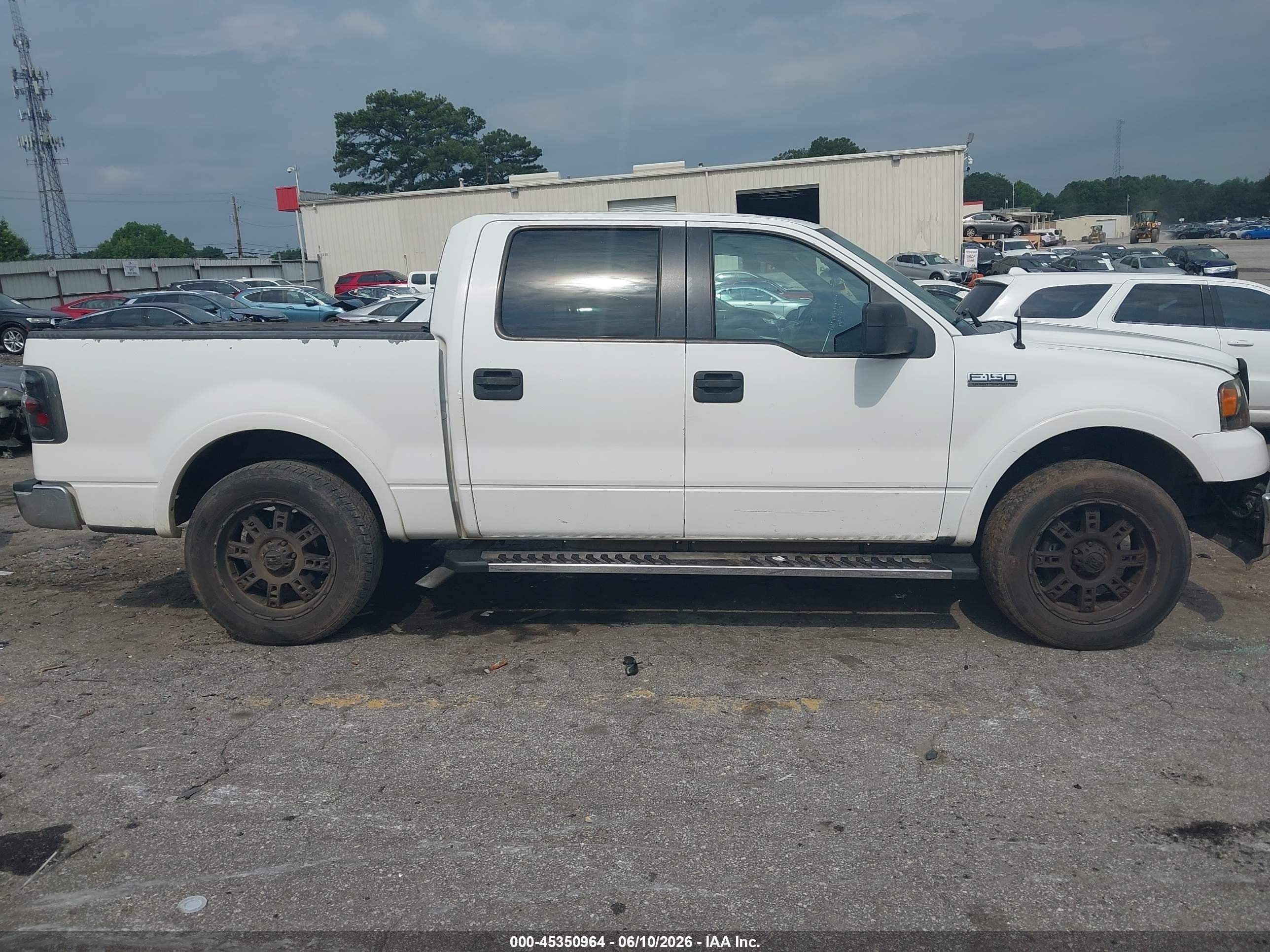 2005 Ford F-150 Lariat/xlt White vin: 1FTPW12555FA68195
