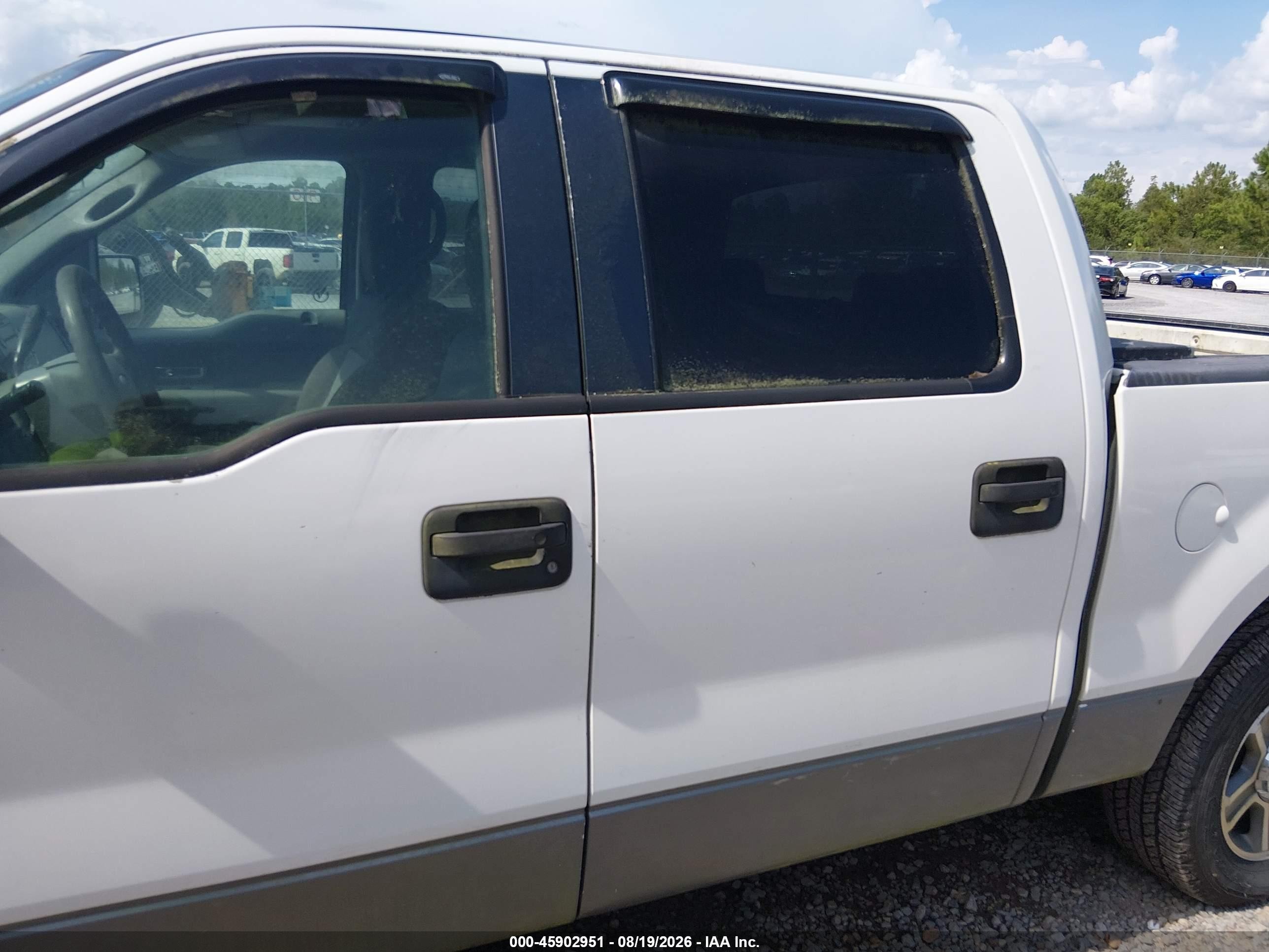 2005 Ford F-150 Lariat/xlt White vin: 1FTPW12555FB57524