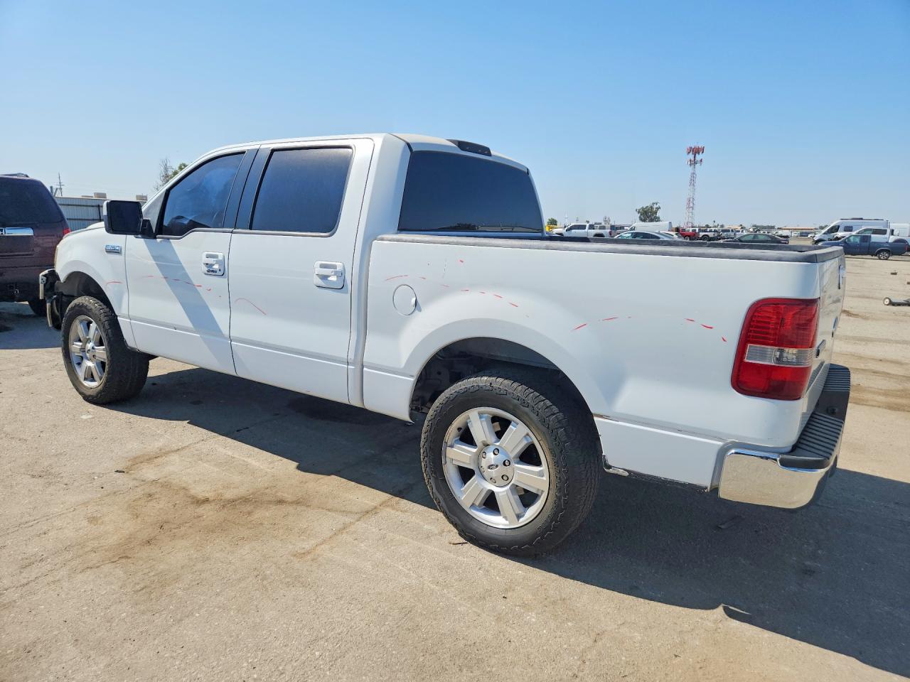 2005 Ford F150 Supercrew White vin: 1FTPW12555KF16054