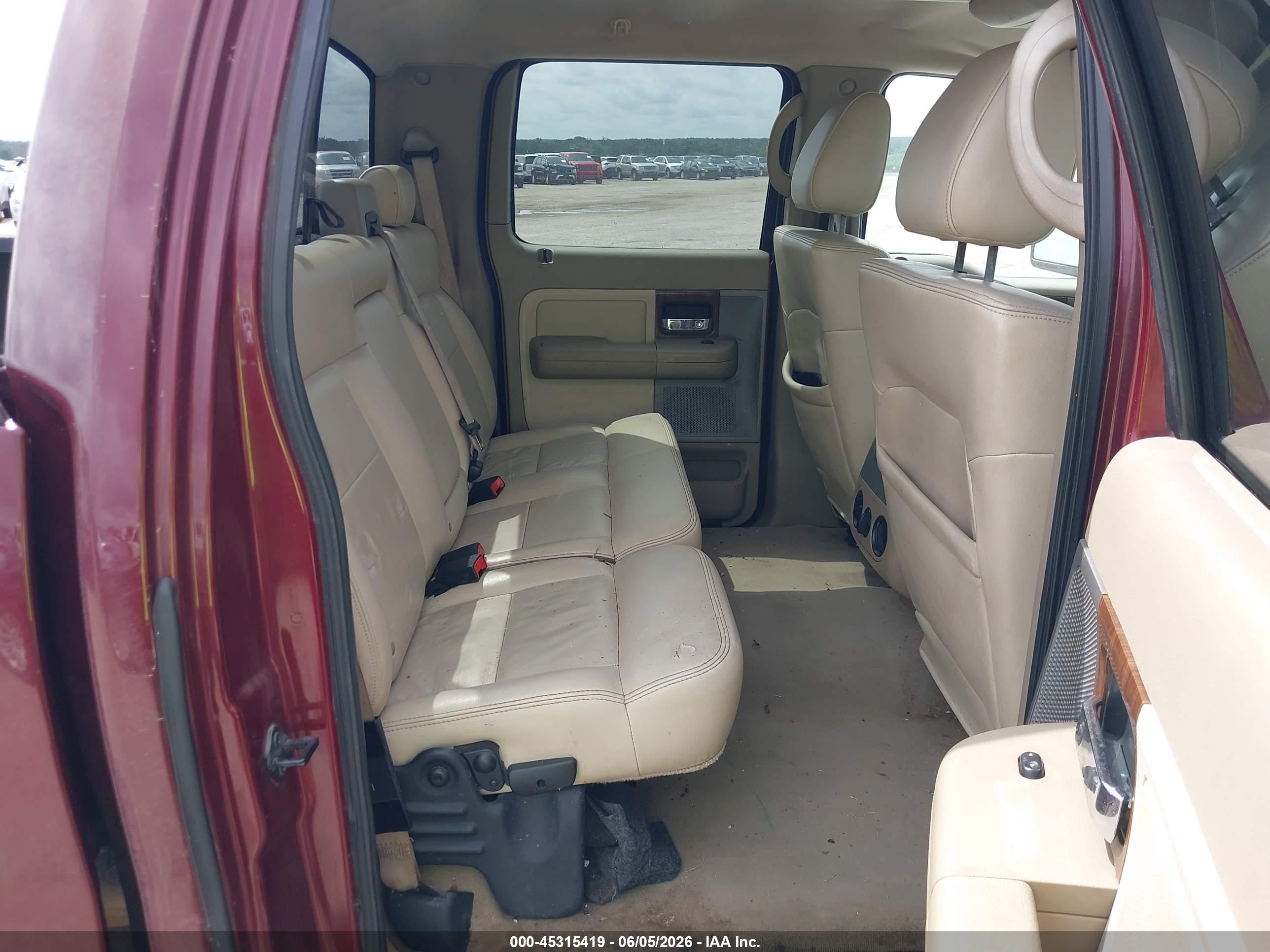 2004 Ford F-150 Lariat/xlt Maroon vin: 1FTPW12564KB79148