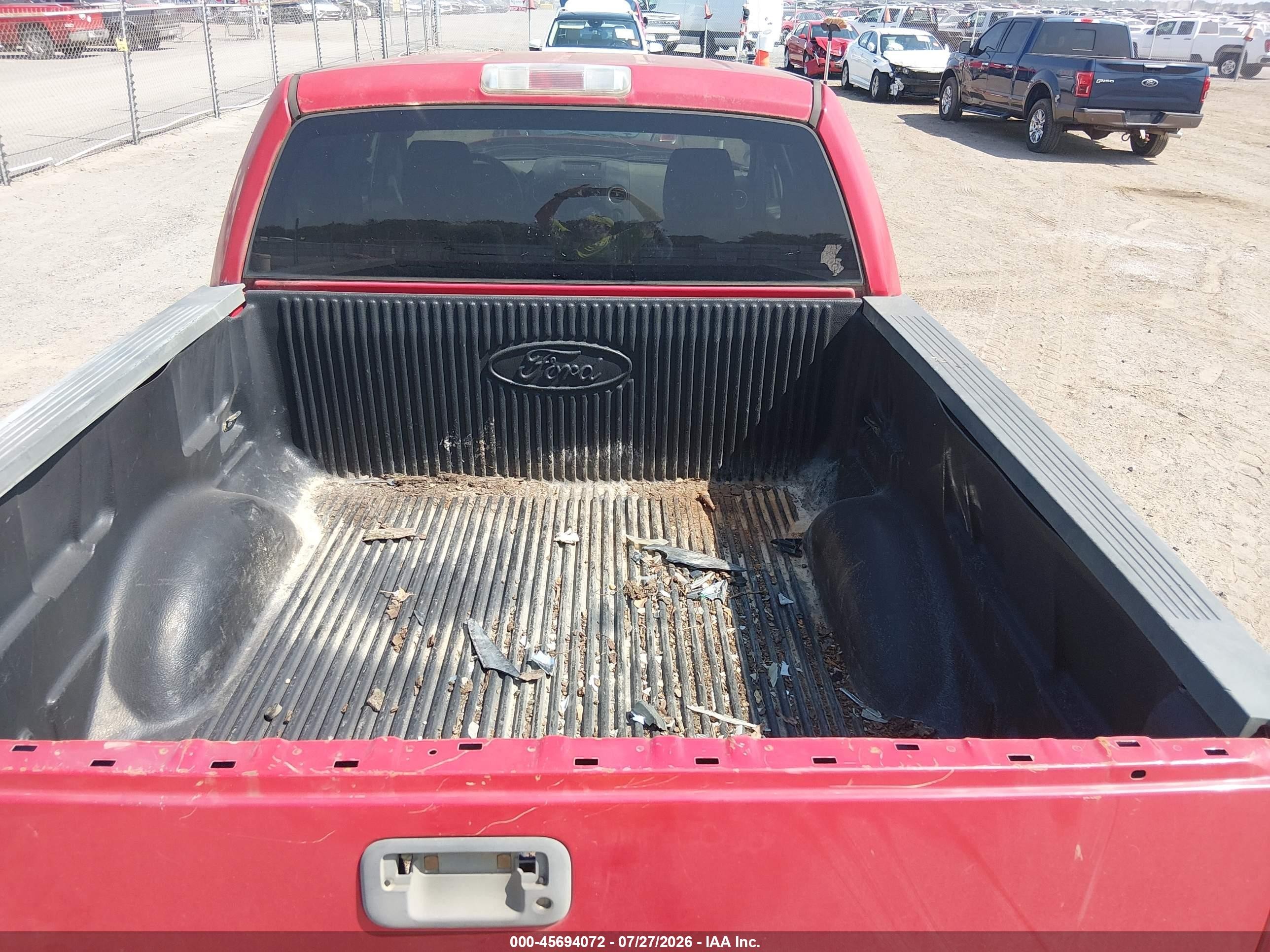 2004 Ford F-150 Lariat/xlt Red vin: 1FTPW12564KC43219