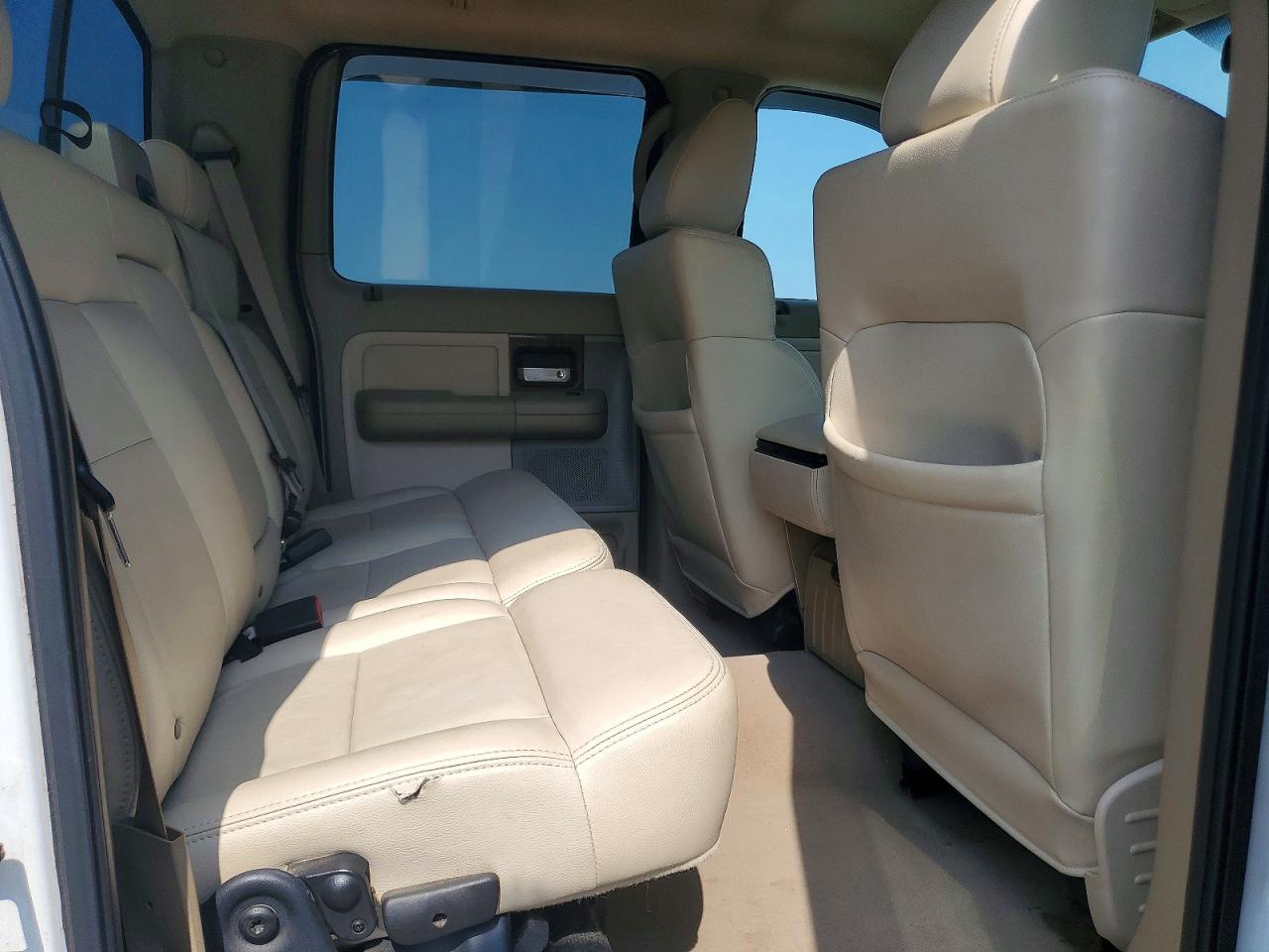 2004 Ford F150 Supercrew White vin: 1FTPW12564KC80934