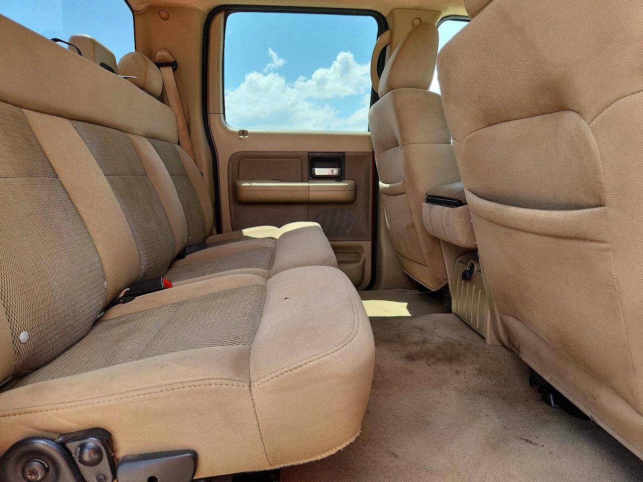 2005 Ford F150 Supercrew Red vin: 1FTPW12565KB73660