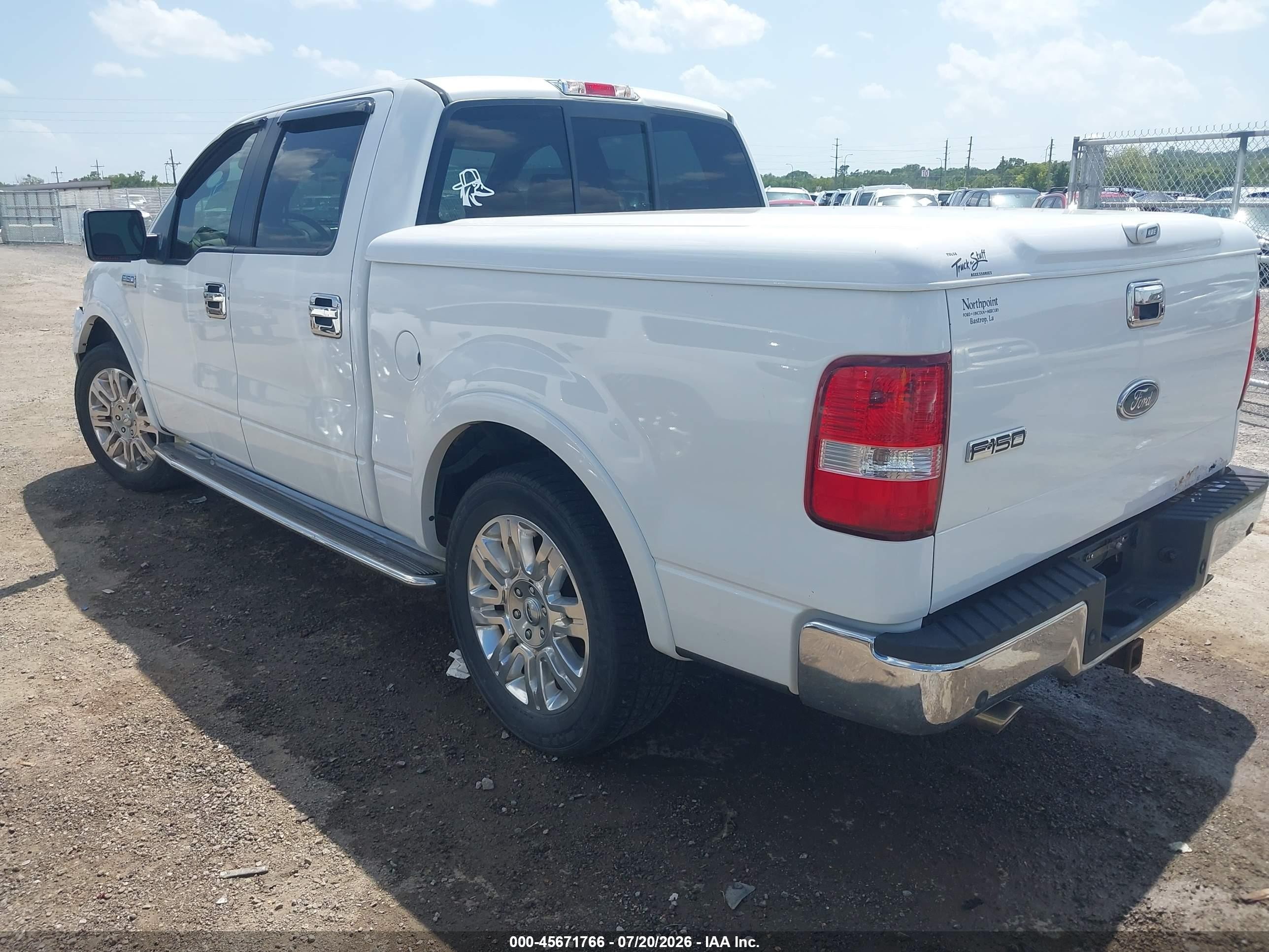 2005 Ford F-150 Lariat/xlt White vin: 1FTPW12565KD45492