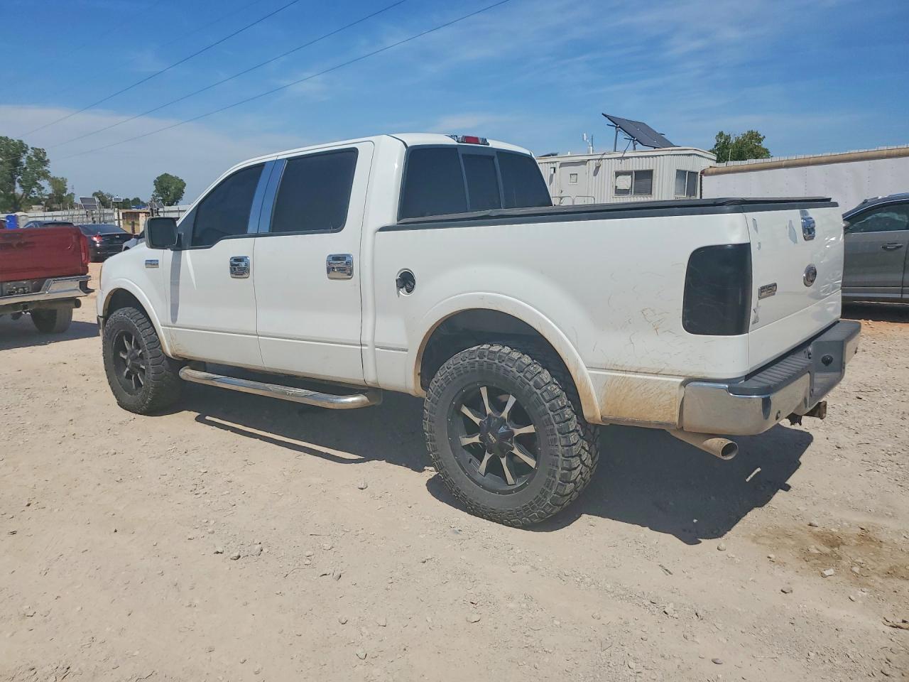 2005 Ford F150 Supercrew White vin: 1FTPW12565KE72260