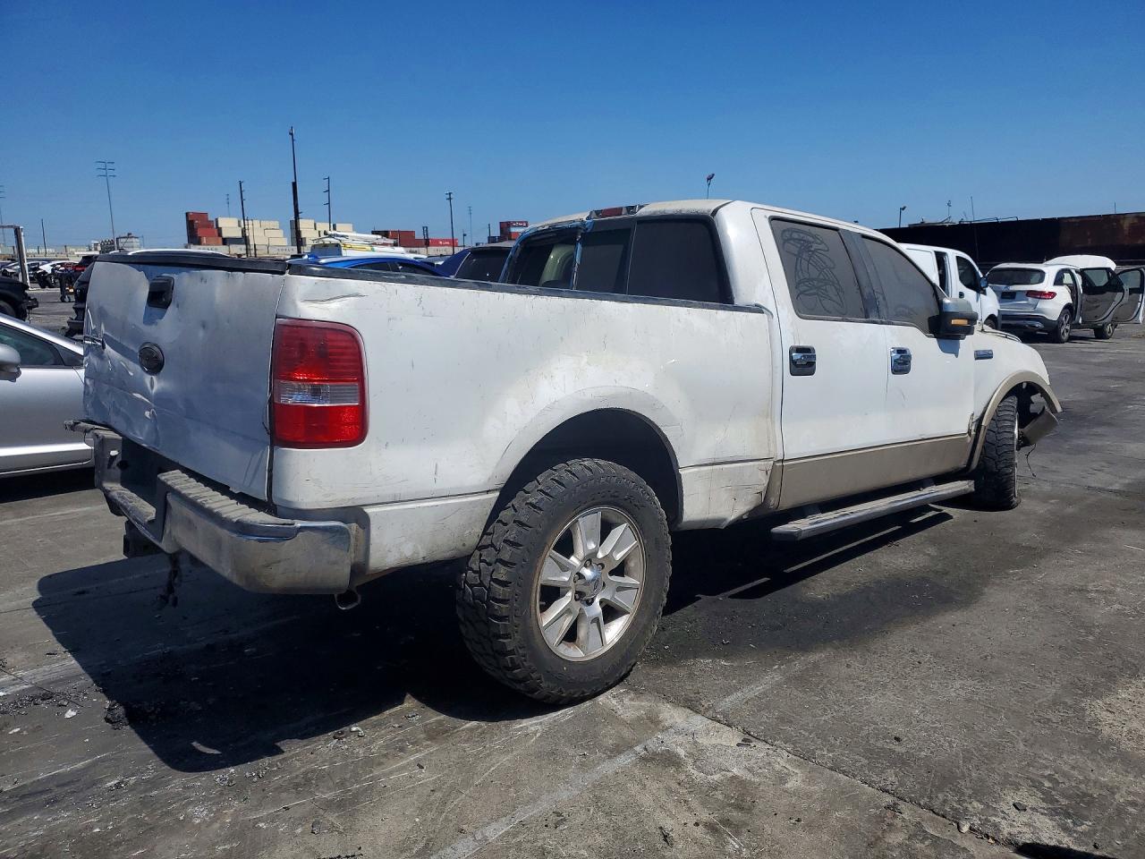 2007 Ford F150 Supercrew White vin: 1FTPW12567KB12439