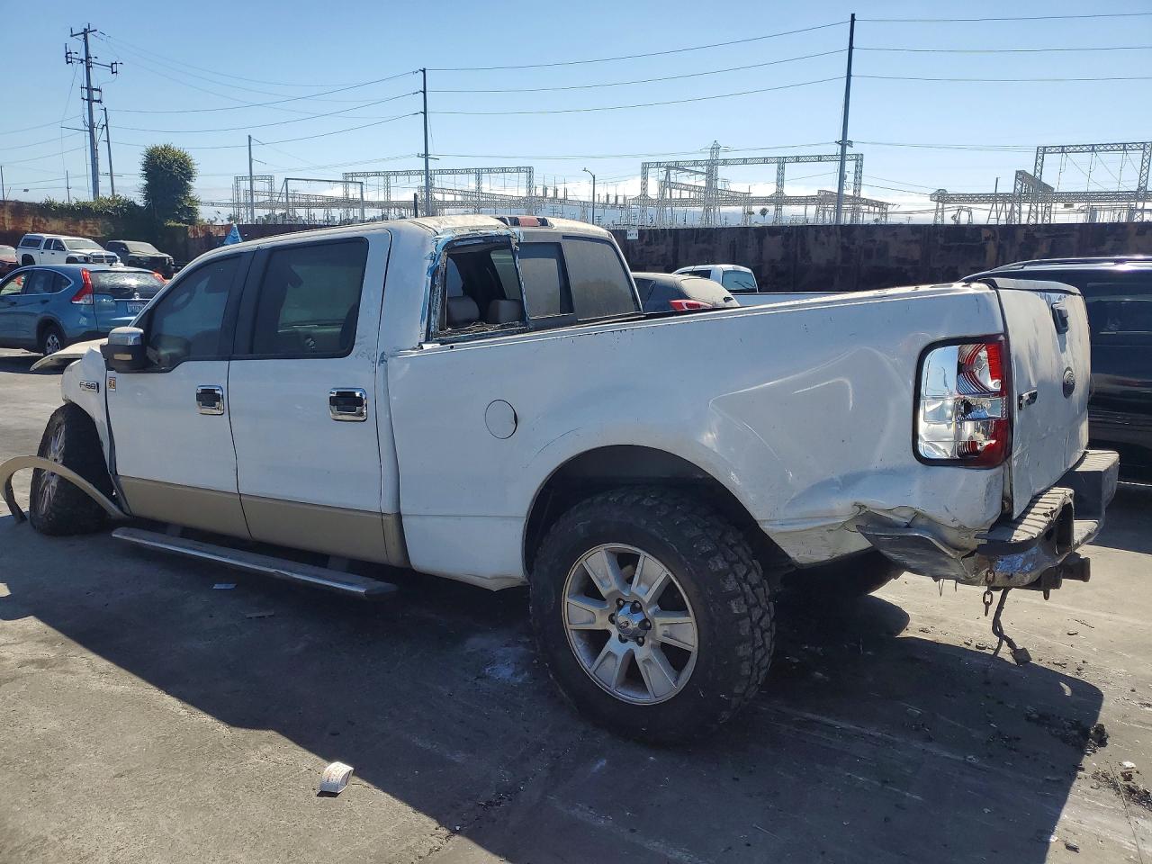 2007 Ford F150 Supercrew White vin: 1FTPW12567KB12439