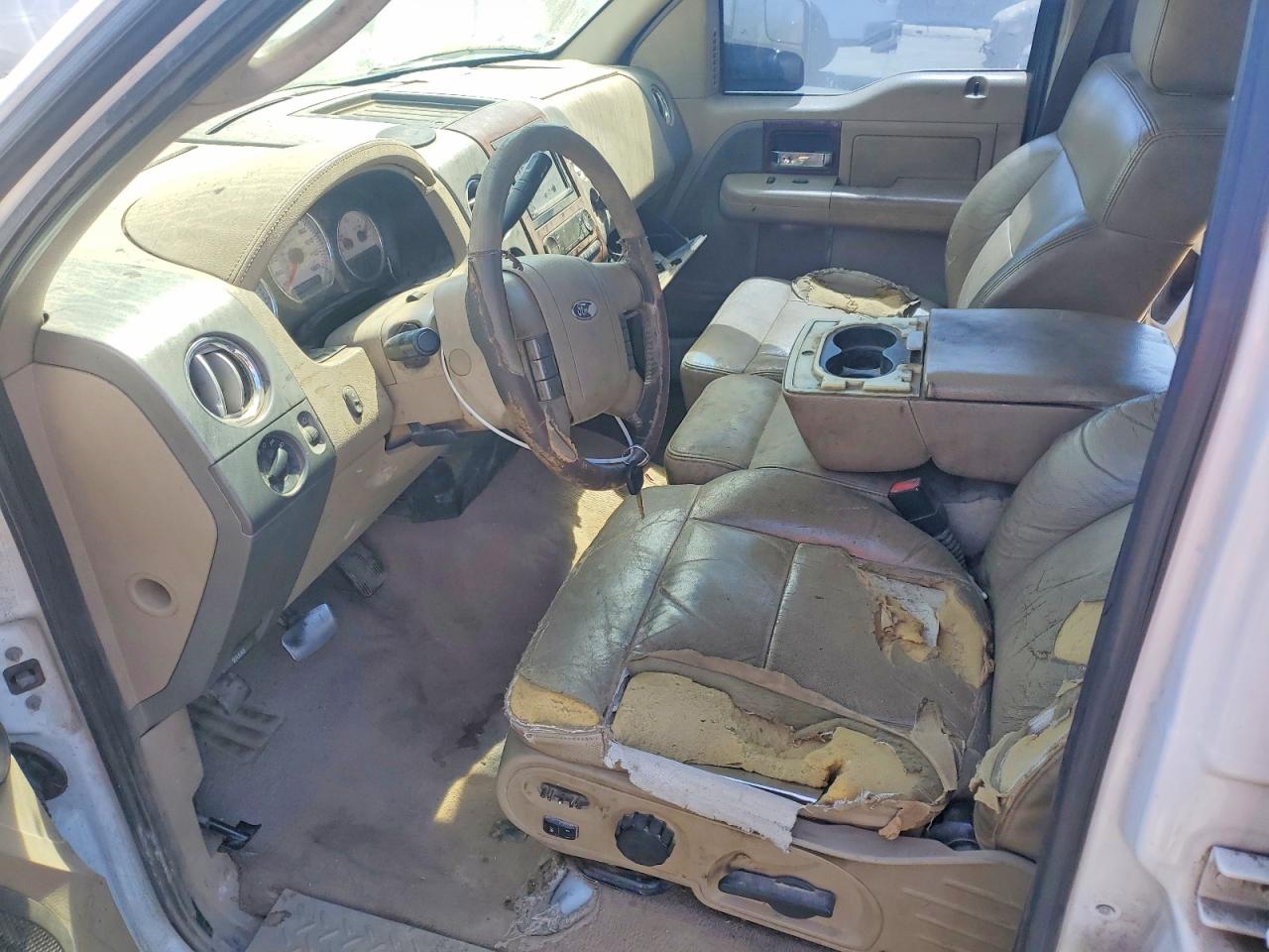 2007 Ford F150 Supercrew White vin: 1FTPW12567KB12439