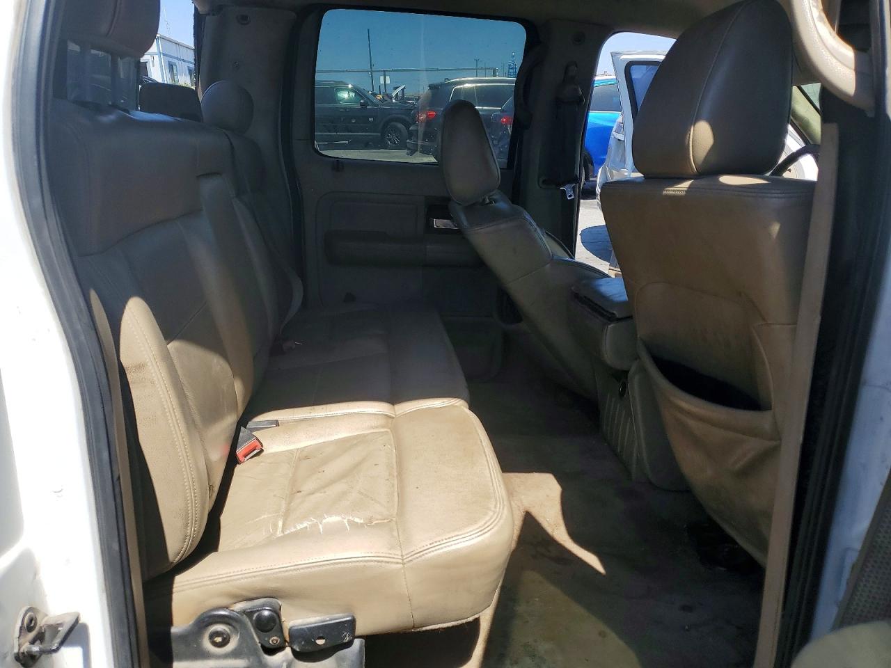 2007 Ford F150 Supercrew White vin: 1FTPW12567KB12439