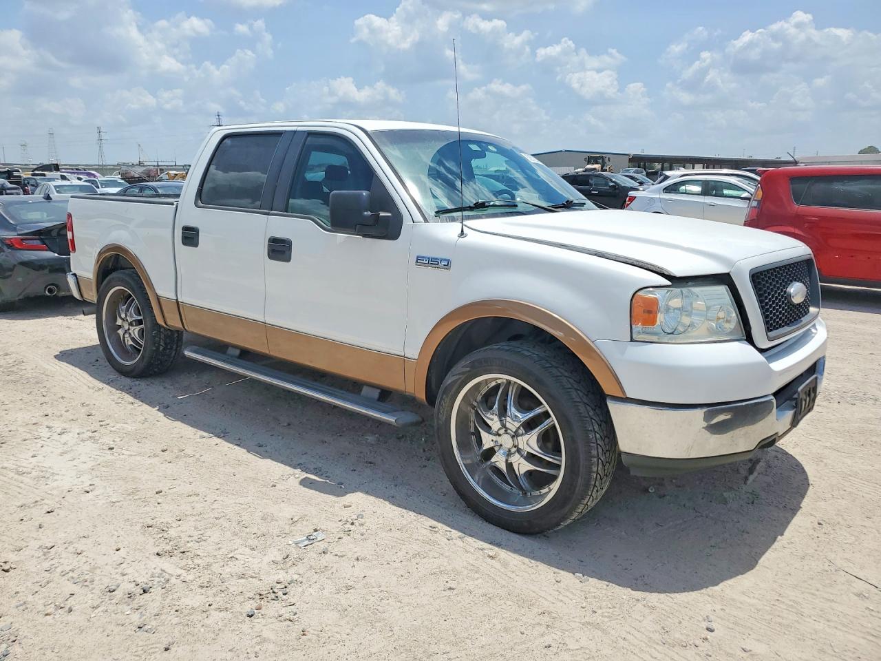 2005 Ford F150 Supercrew White vin: 1FTPW12575KE18806