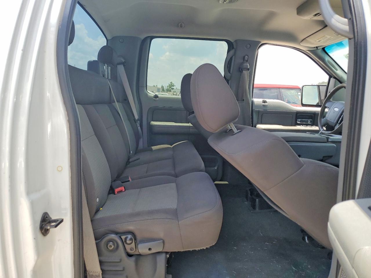2005 Ford F150 Supercrew White vin: 1FTPW12575KE18806