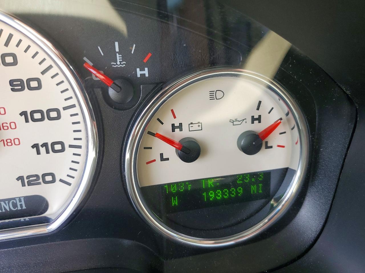 2005 Ford F150 Supercrew White vin: 1FTPW12575KE52597