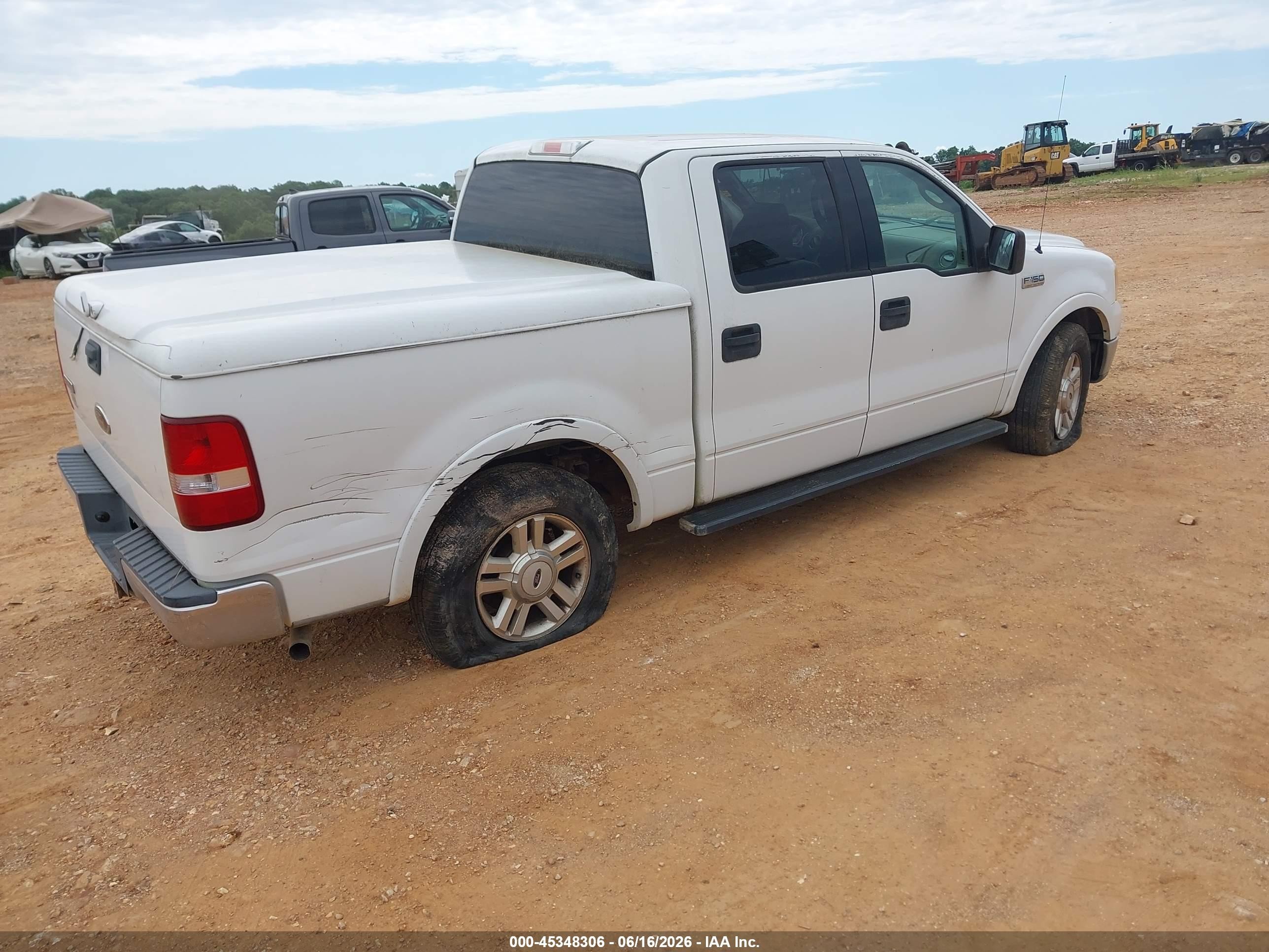 2004 Ford F-150 Lariat/xlt Белый vin: 1FTPW12584KA66673