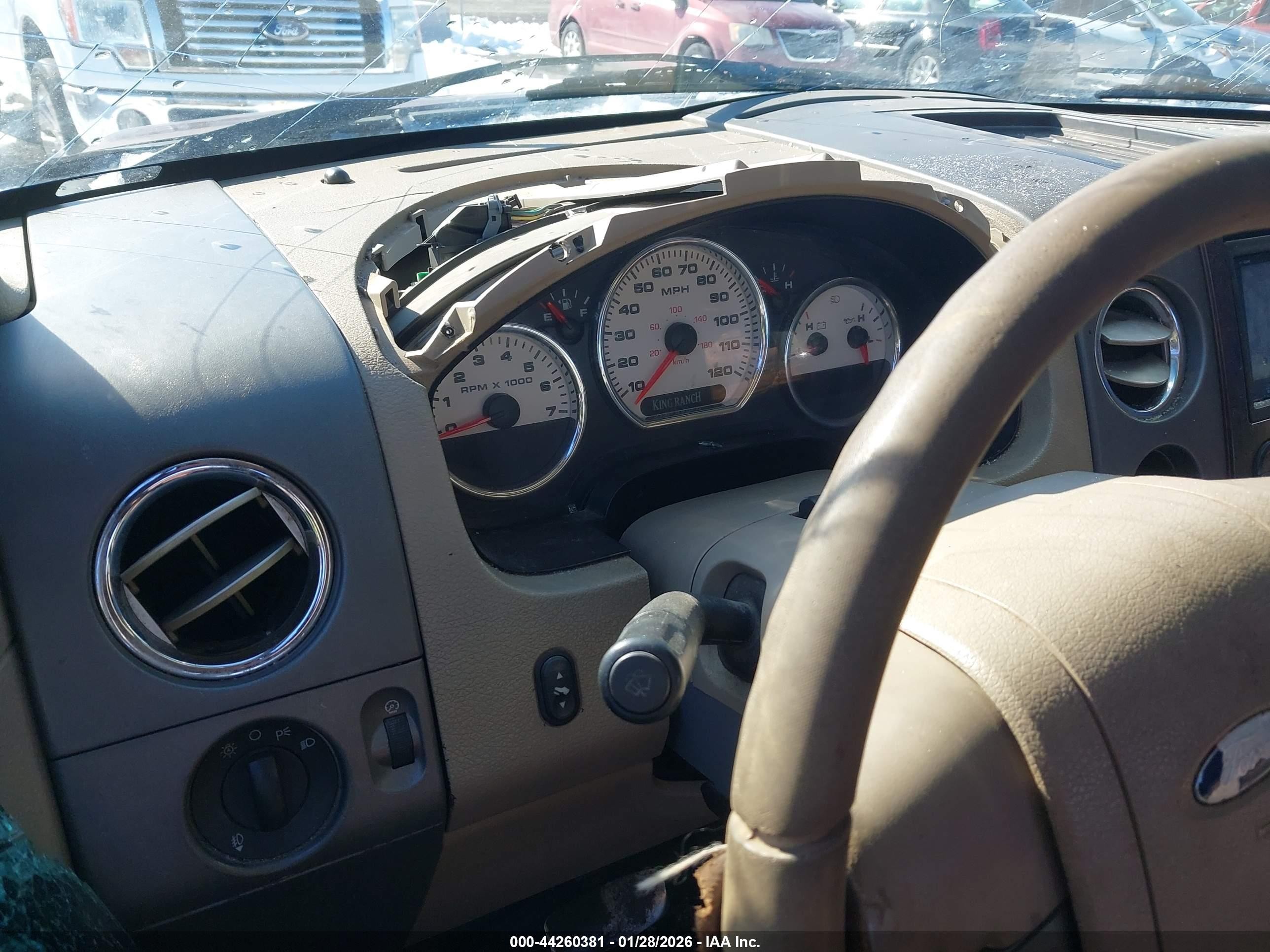 2005 Ford F-150 Lariat/xlt Burgundy vin: 1FTPW12585KC82766