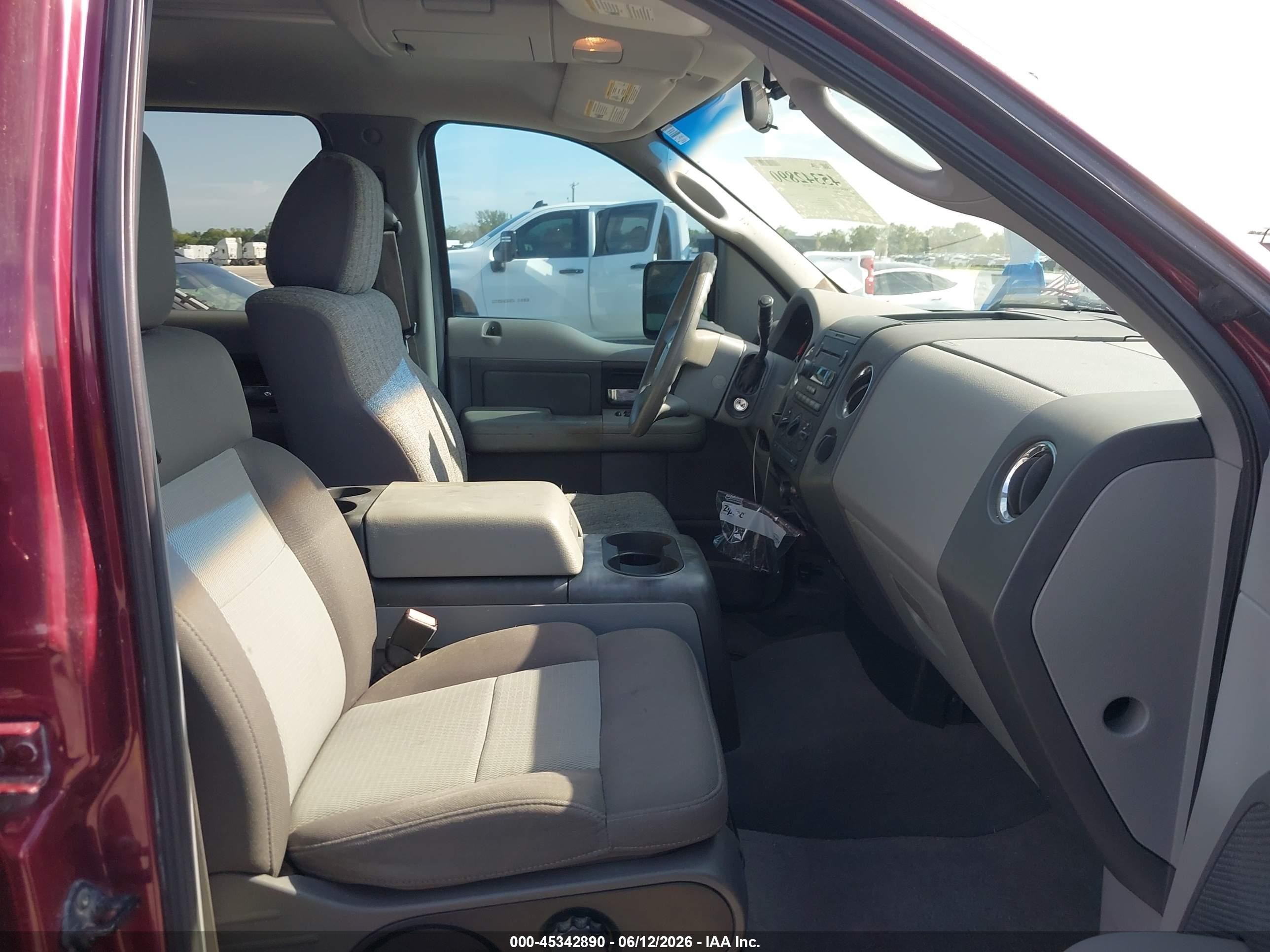 2005 Ford F-150 Lariat/xlt Red vin: 1FTPW12585KD22151