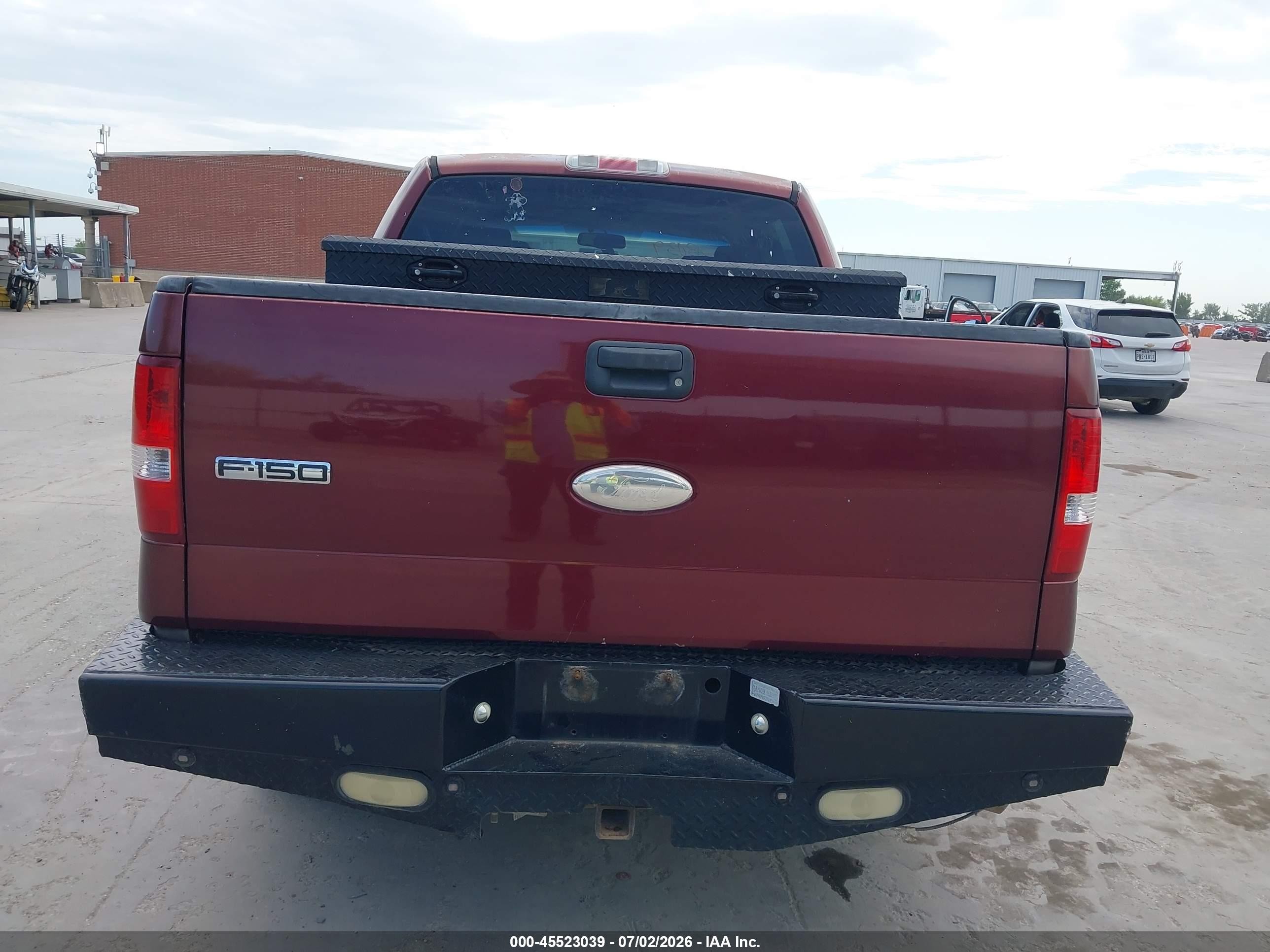 2006 Ford F-150 Lariat/xlt Burgundy vin: 1FTPW12586FB31100