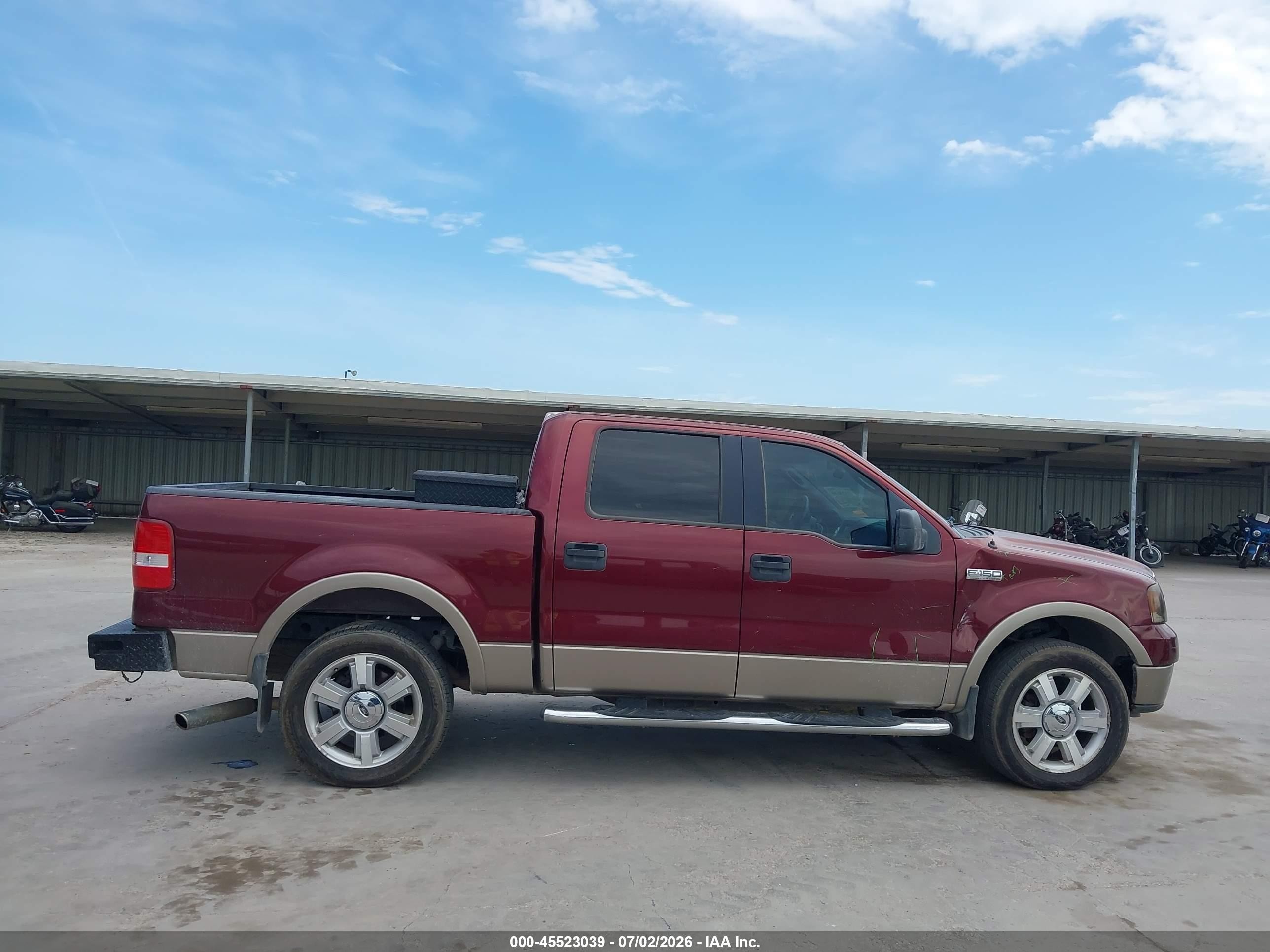 2006 Ford F-150 Lariat/xlt Burgundy vin: 1FTPW12586FB31100