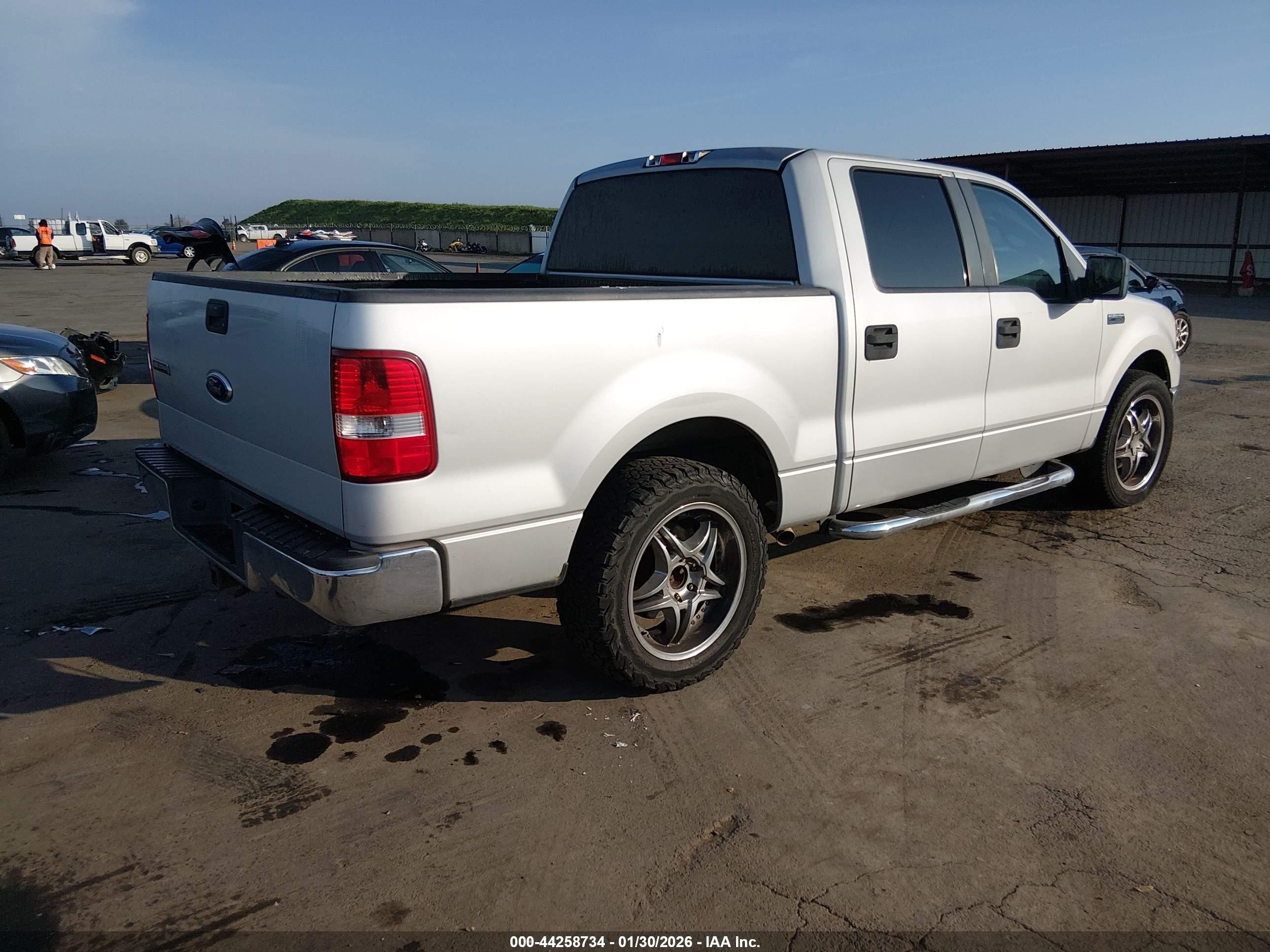 2007 Ford F-150 Lariat/xlt Silver vin: 1FTPW12587KC82074