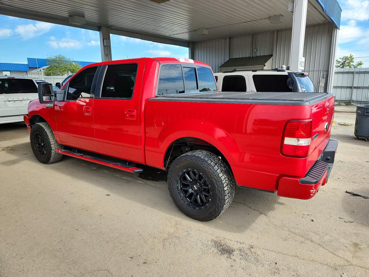 2008 Ford F150 Supercrew Red vin: 1FTPW12588KB88102