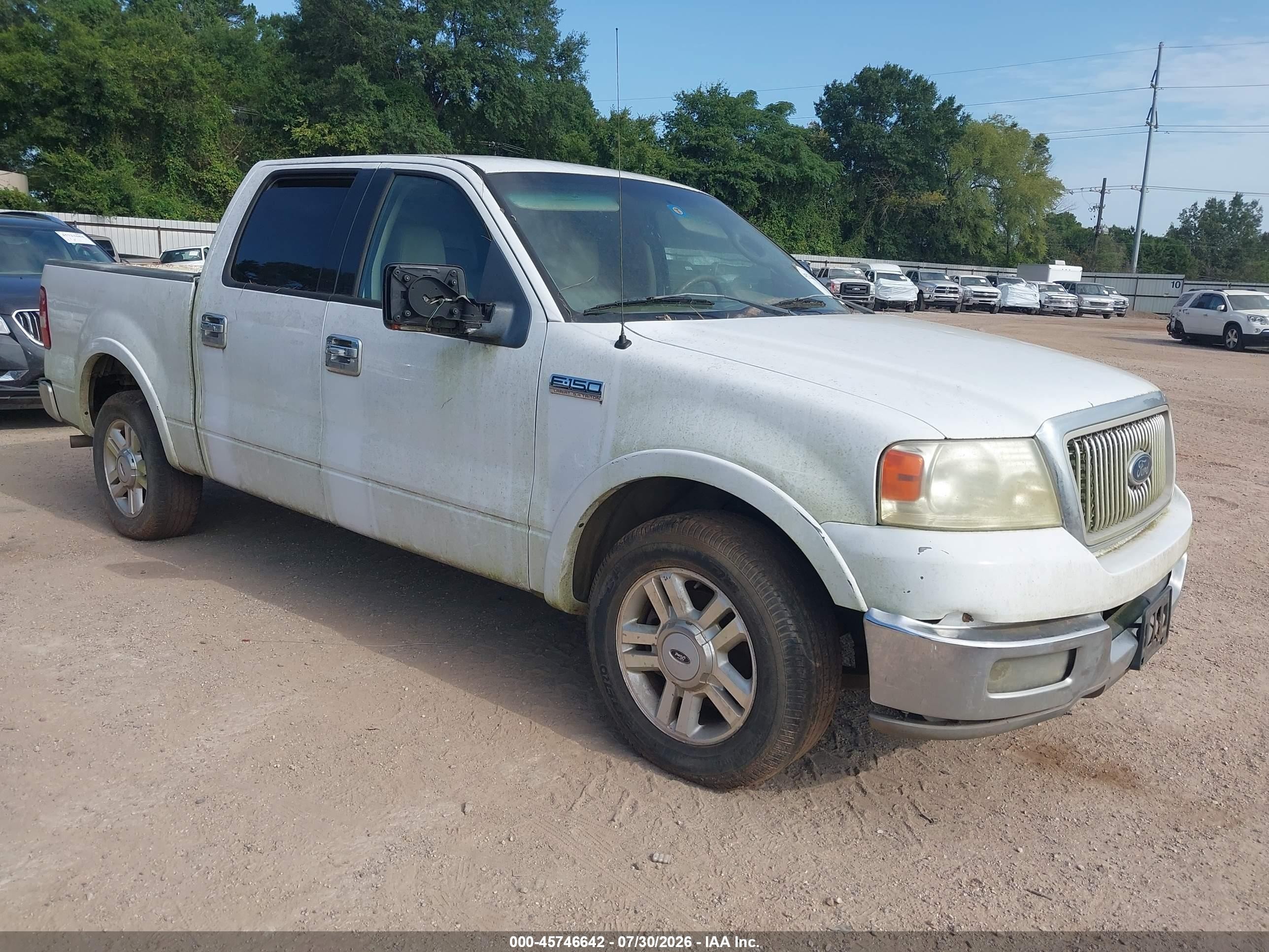 2004 Ford F-150 Lariat/xlt White vin: 1FTPW12594KD37742