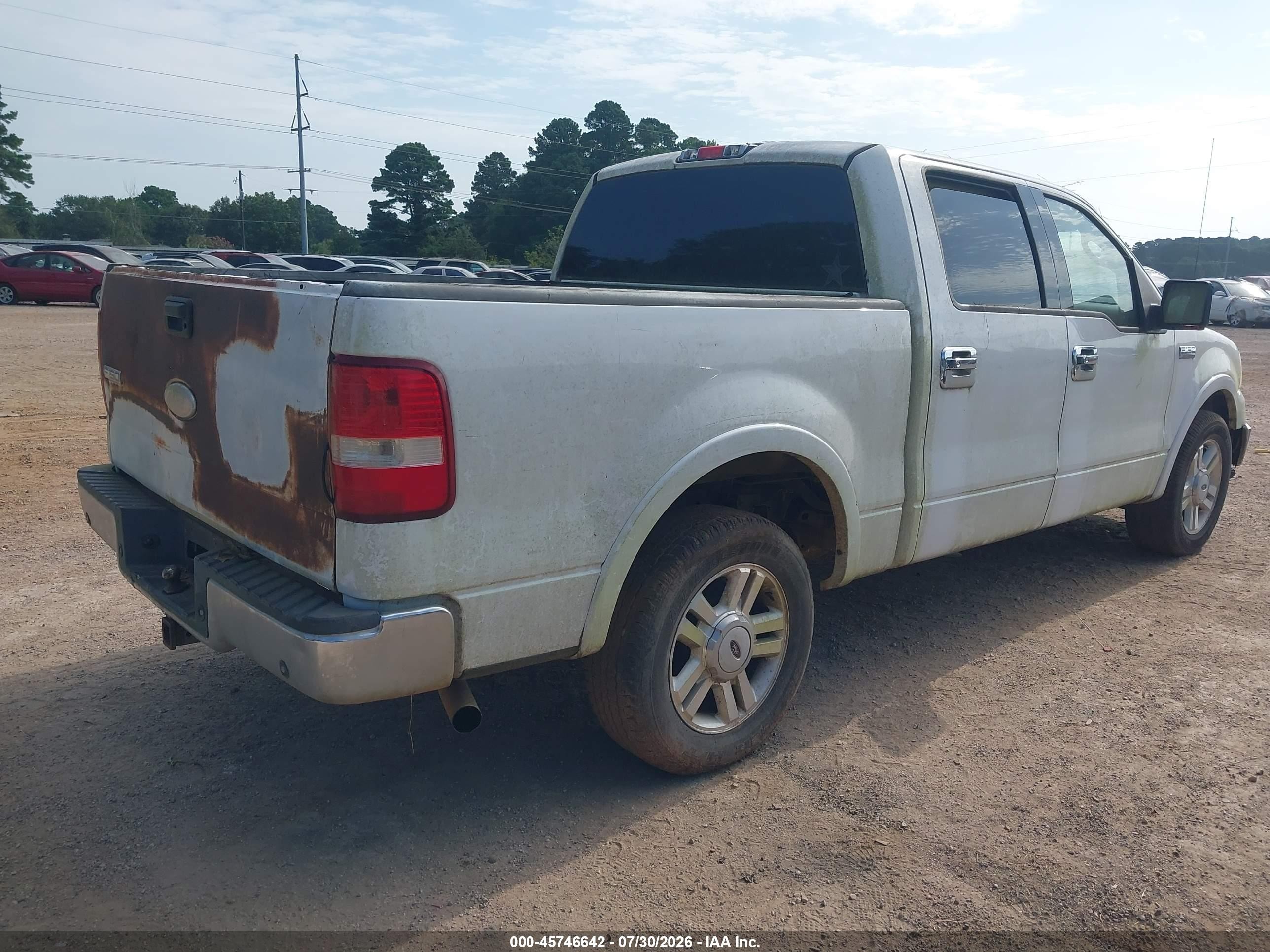 2004 Ford F-150 Lariat/xlt White vin: 1FTPW12594KD37742