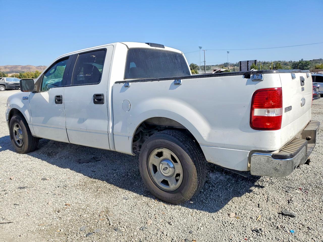 2005 Ford F150 Supercrew White vin: 1FTPW12595FA55319