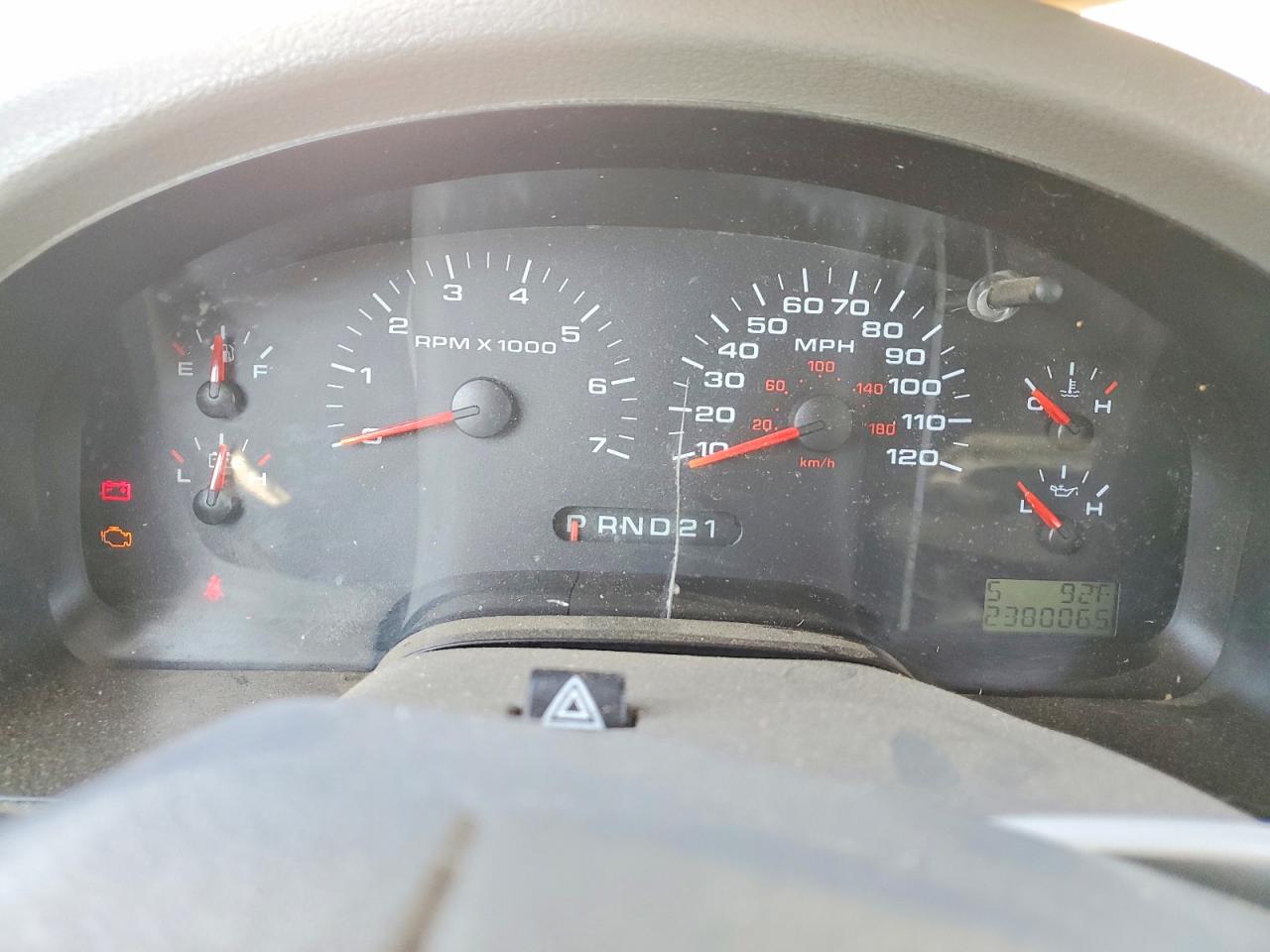 2005 Ford F150 Supercrew White vin: 1FTPW12595FA55319