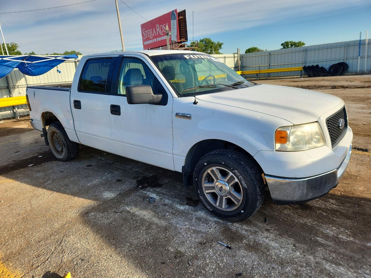 2005 Ford F150 Supercrew White vin: 1FTPW12595KE90168
