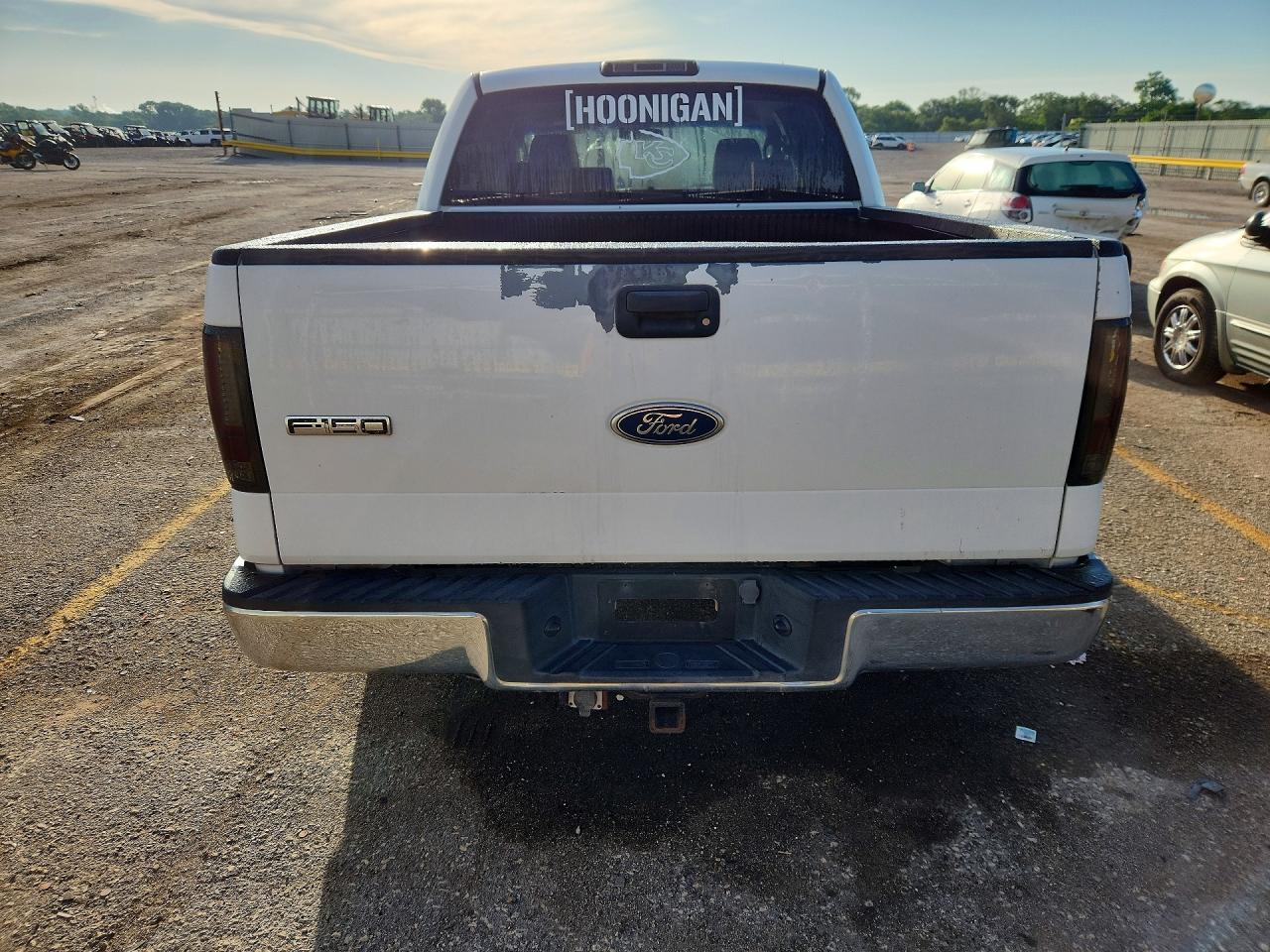 2005 Ford F150 Supercrew White vin: 1FTPW12595KE90168