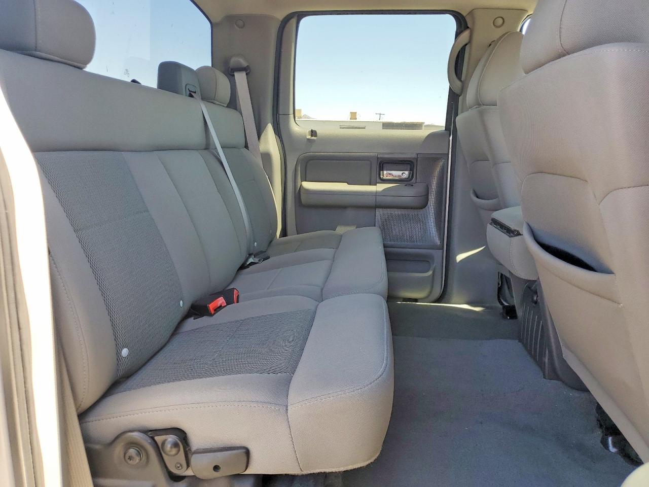 2006 Ford F150 Supercrew Silver vin: 1FTPW12596KB25460