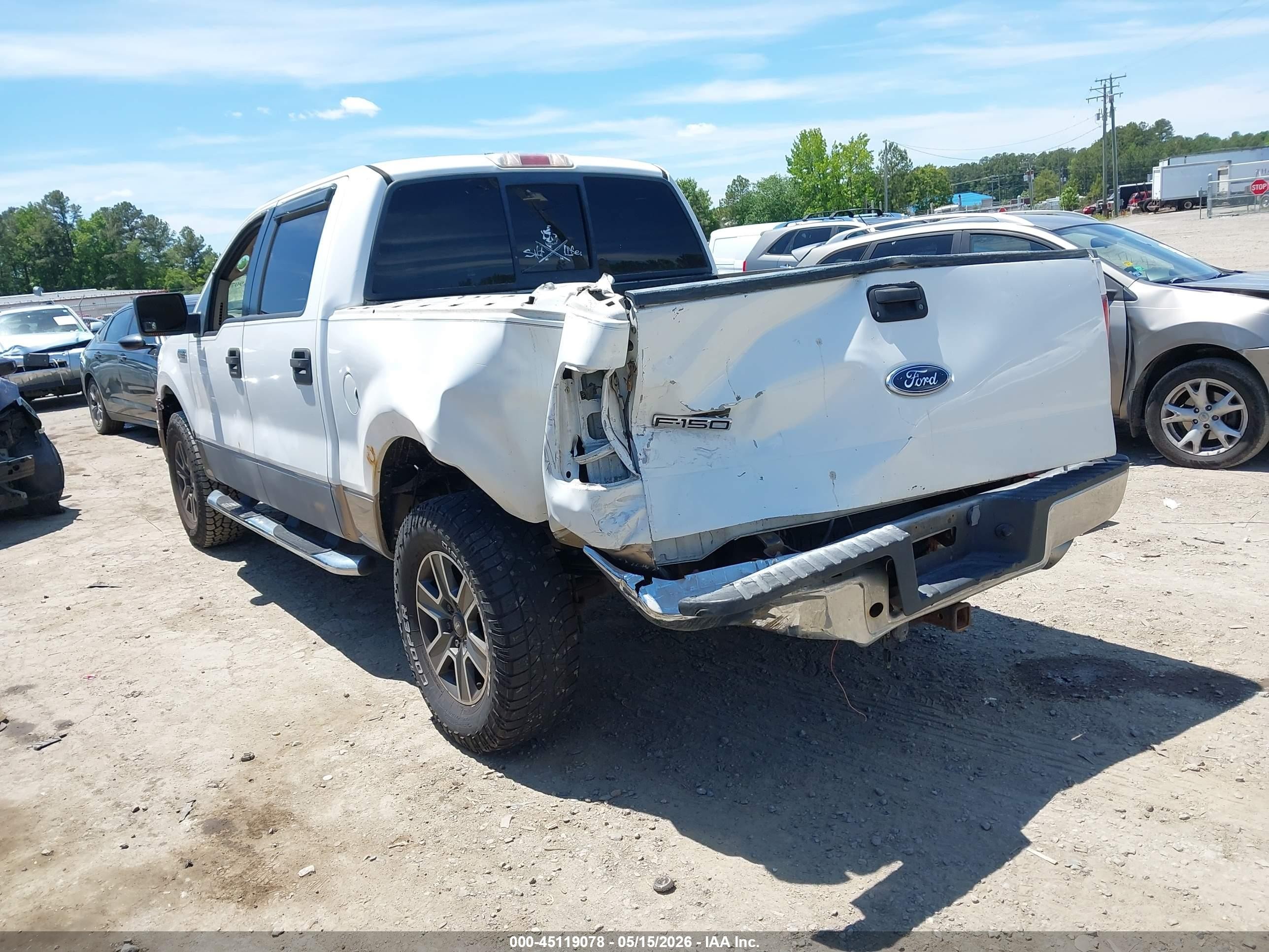 2006 Ford F-150 Lariat/xlt White vin: 1FTPW125X6FA64936