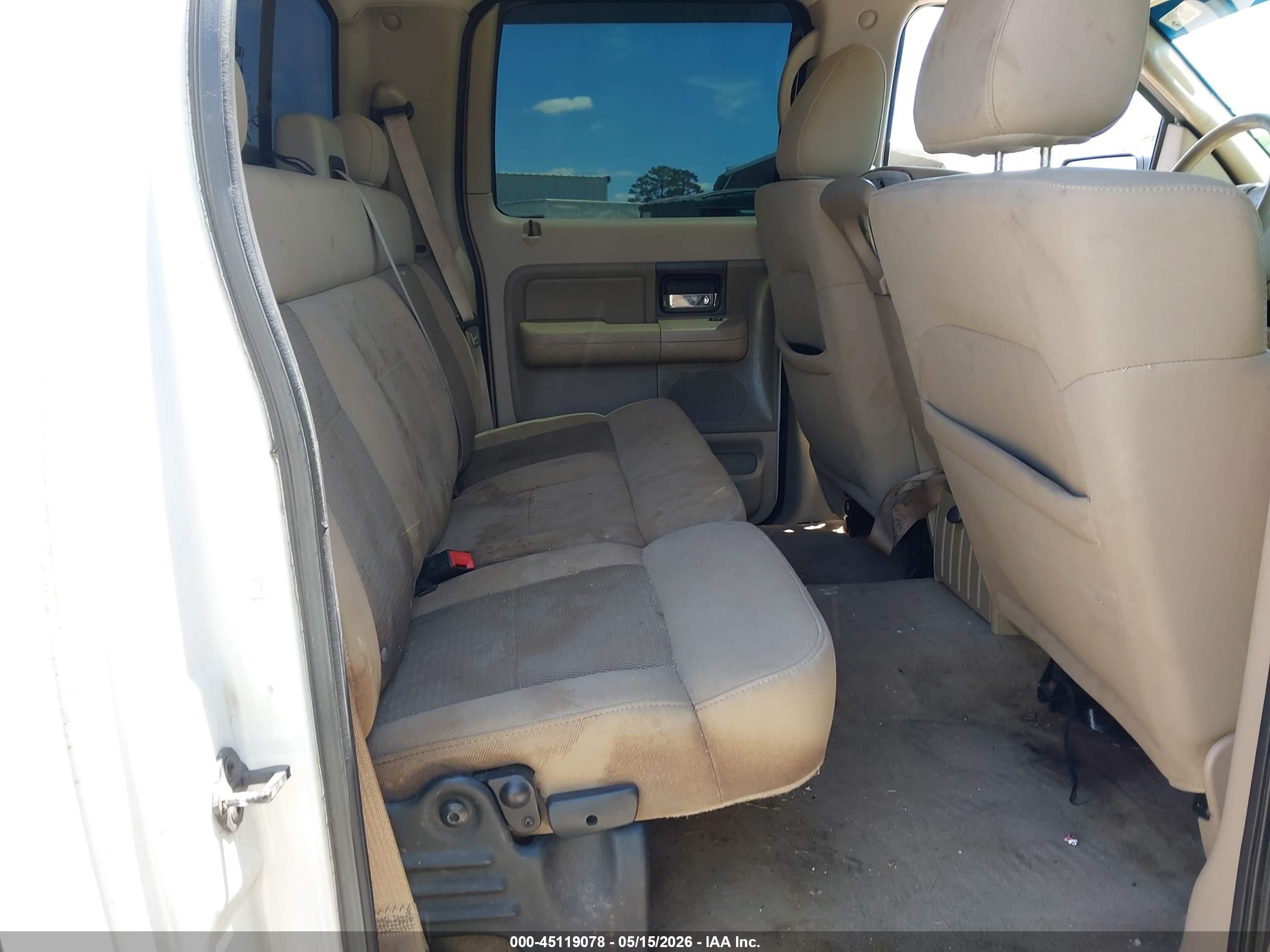 2006 Ford F-150 Lariat/xlt White vin: 1FTPW125X6FA64936