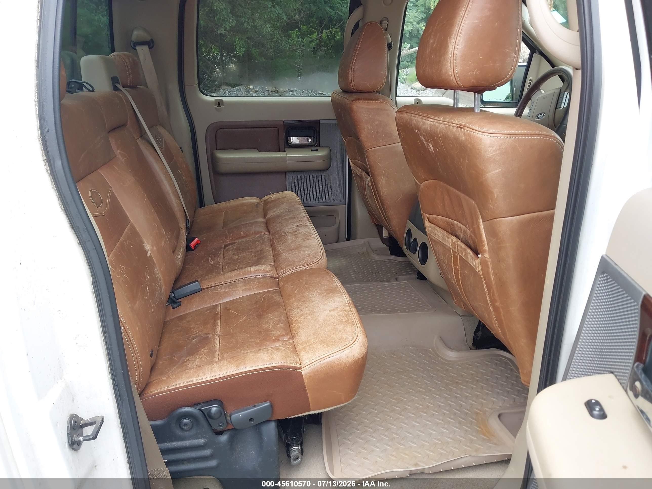 2007 Ford F-150 Lariat/xlt White vin: 1FTPW12V07KD56166