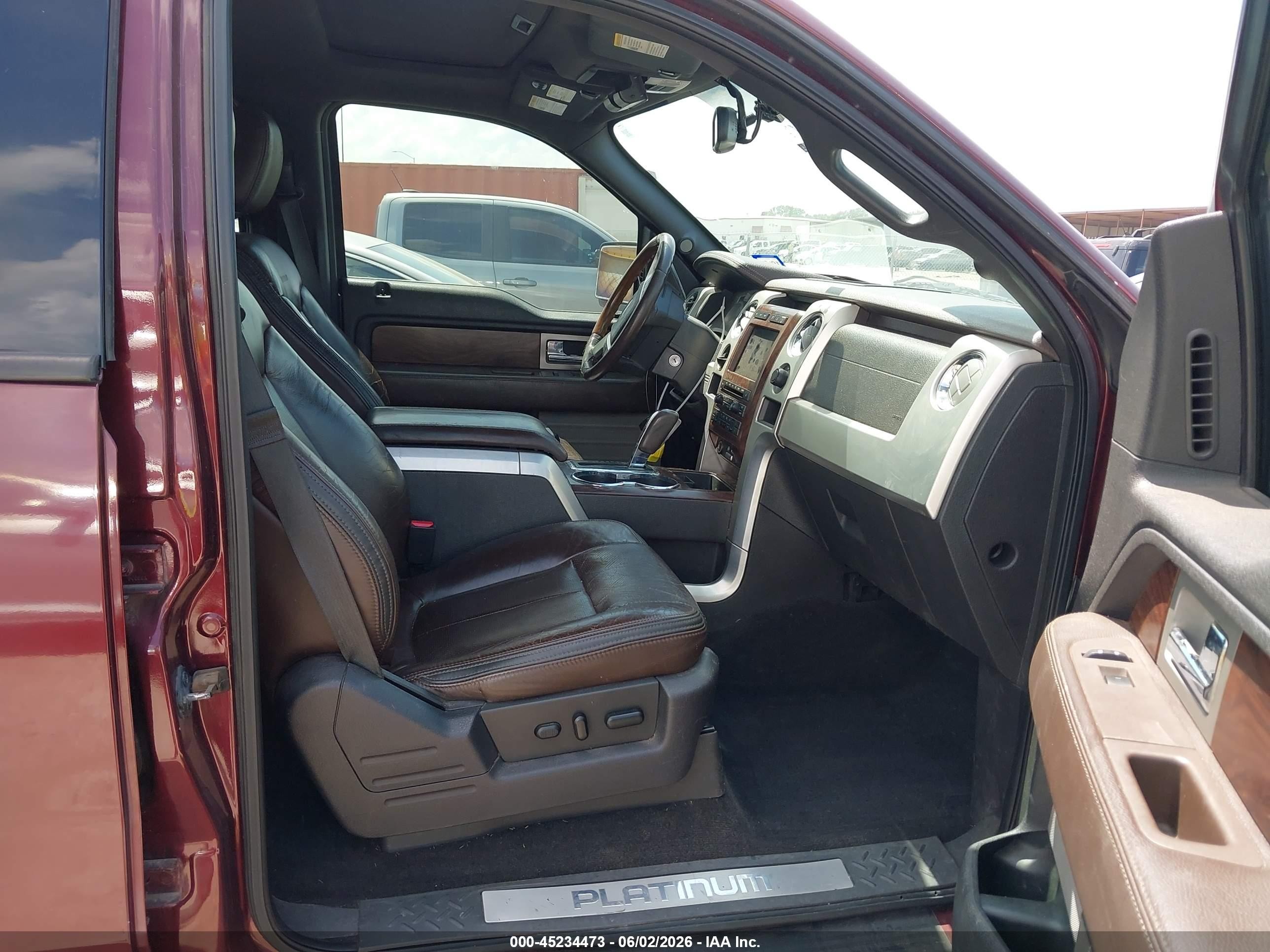 2009 Ford F-150 Platinum Maroon vin: 1FTPW12V09FA40682