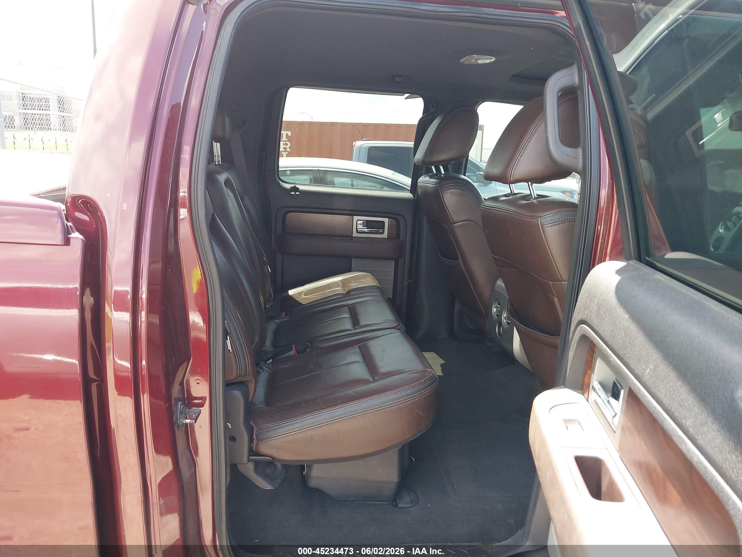 2009 Ford F-150 Platinum Maroon vin: 1FTPW12V09FA40682