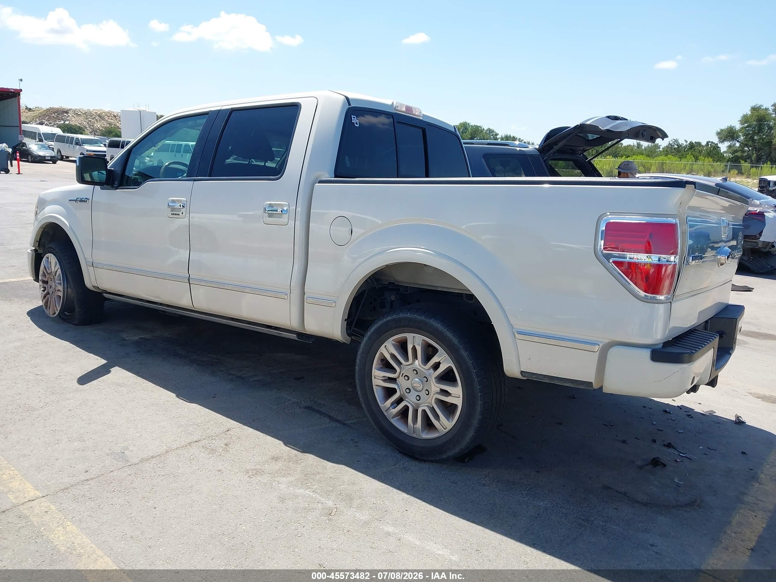 2009 Ford F-150 King Ranch/lariat/platinum/xl/xlt White vin: 1FTPW12V09FA61306